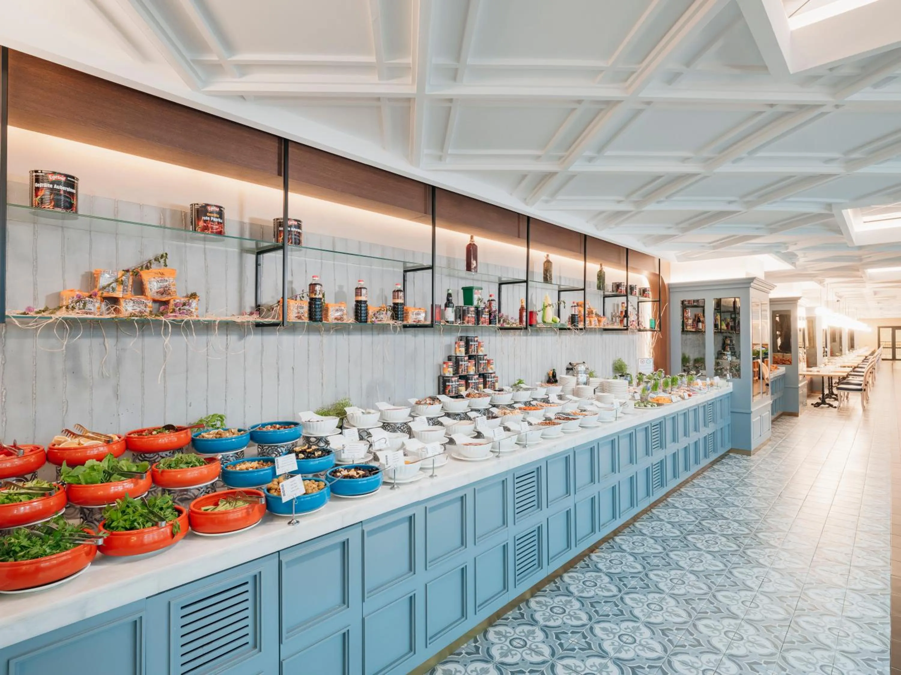 Restaurant/places to eat in Kremlin Palace