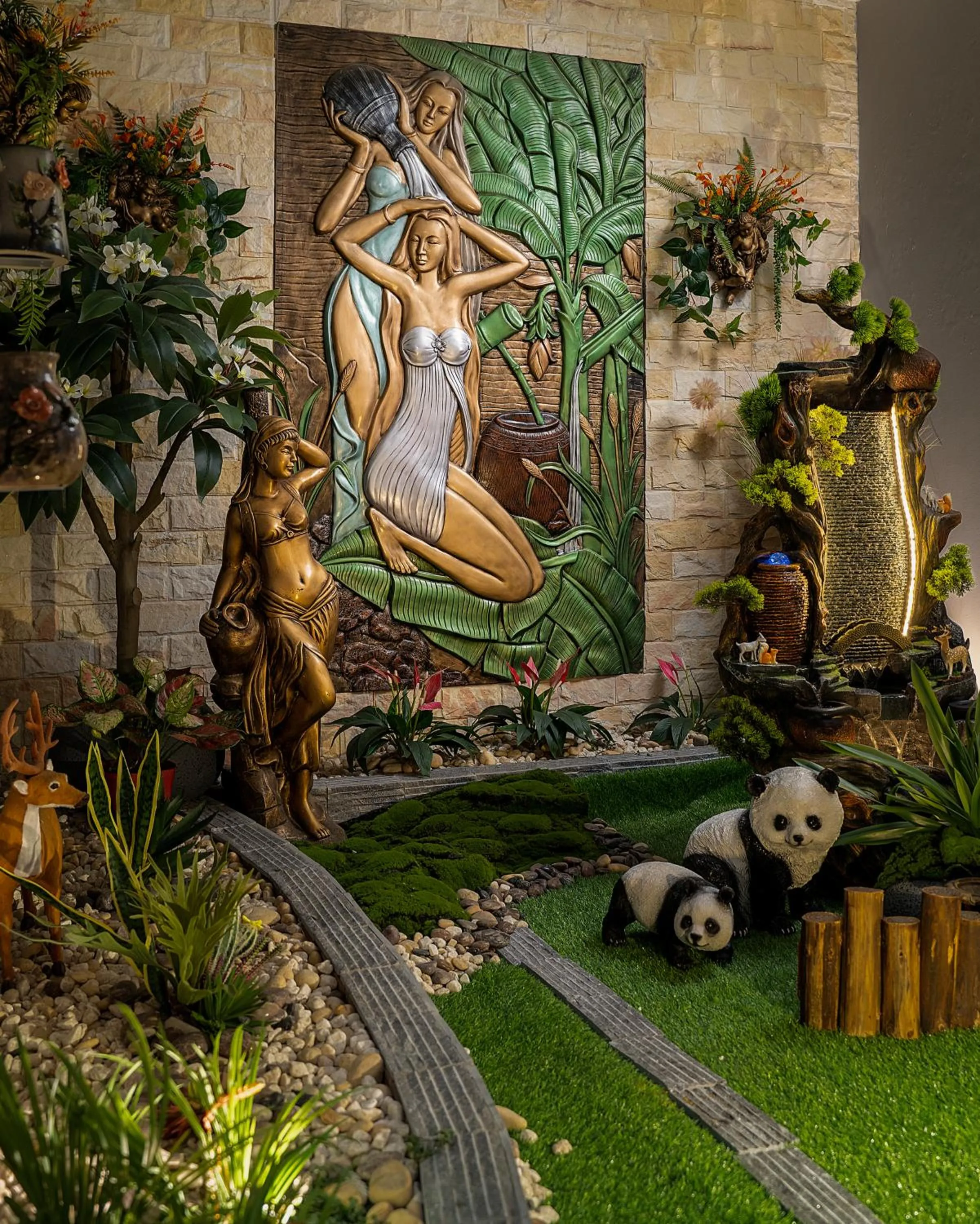 Lobby or reception in Hanoi Garden Hotel & Spa