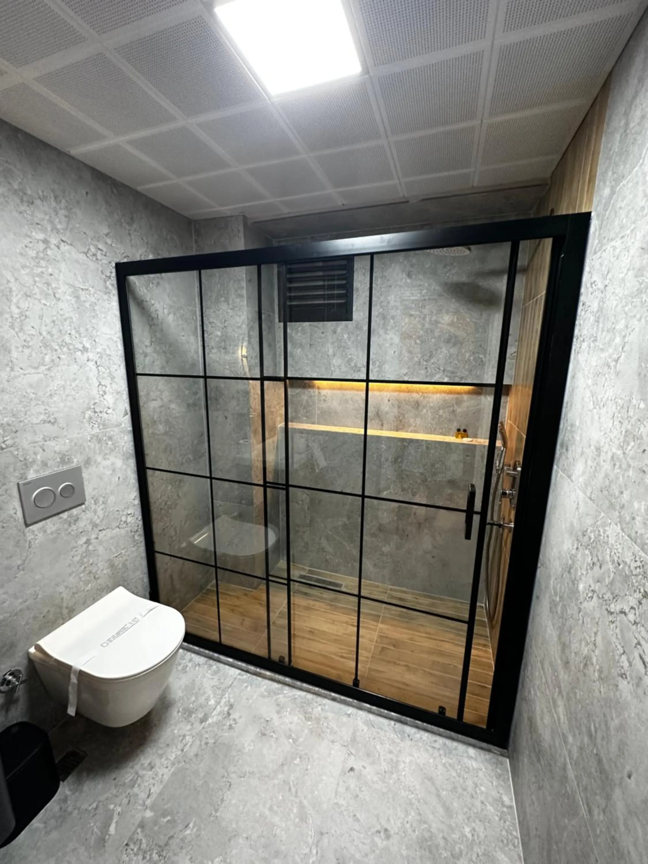 Shower in RÜYA BOHEME HOTEL BODRUM