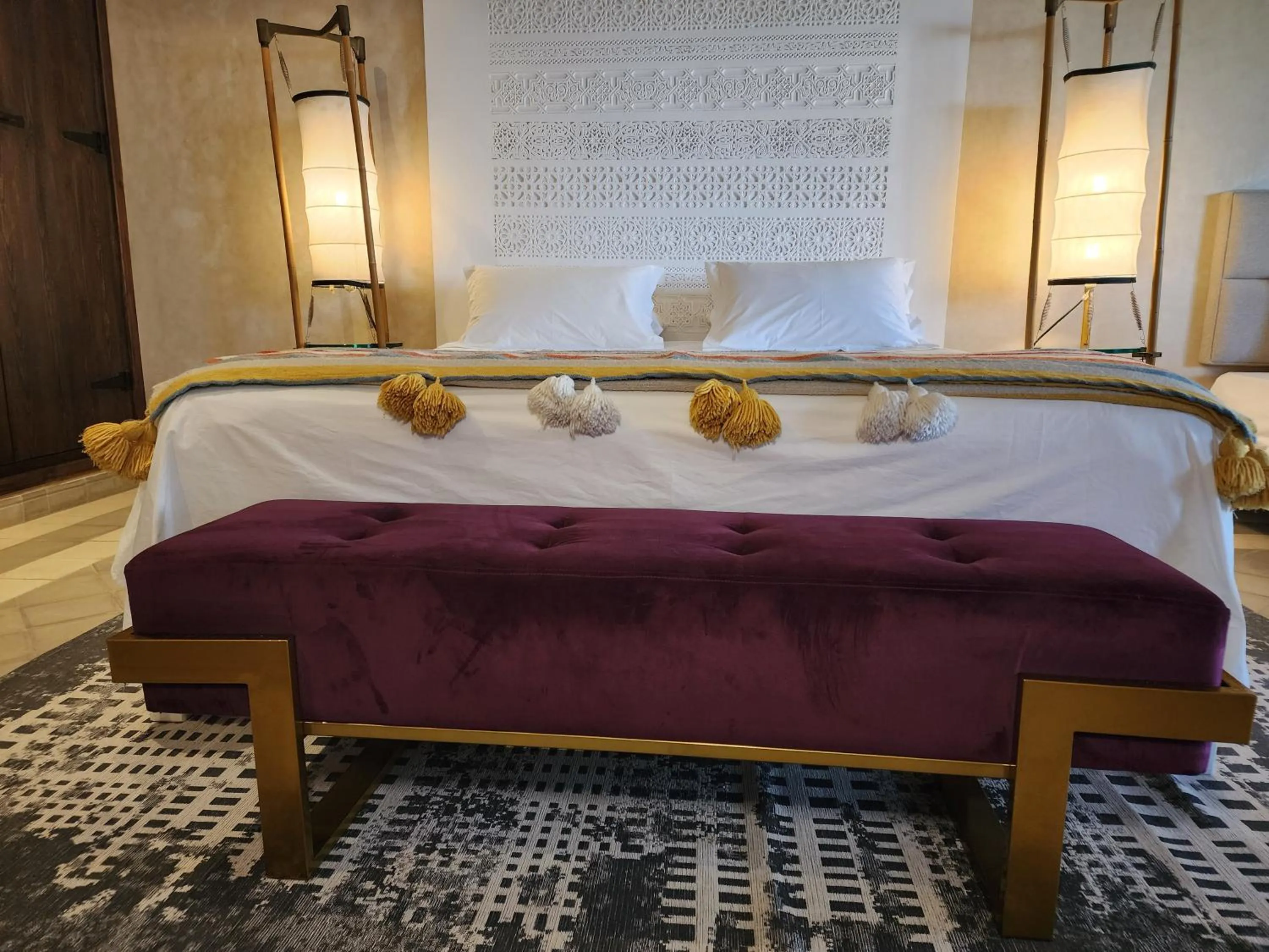 Bedroom, Bed in La Villa Joubert