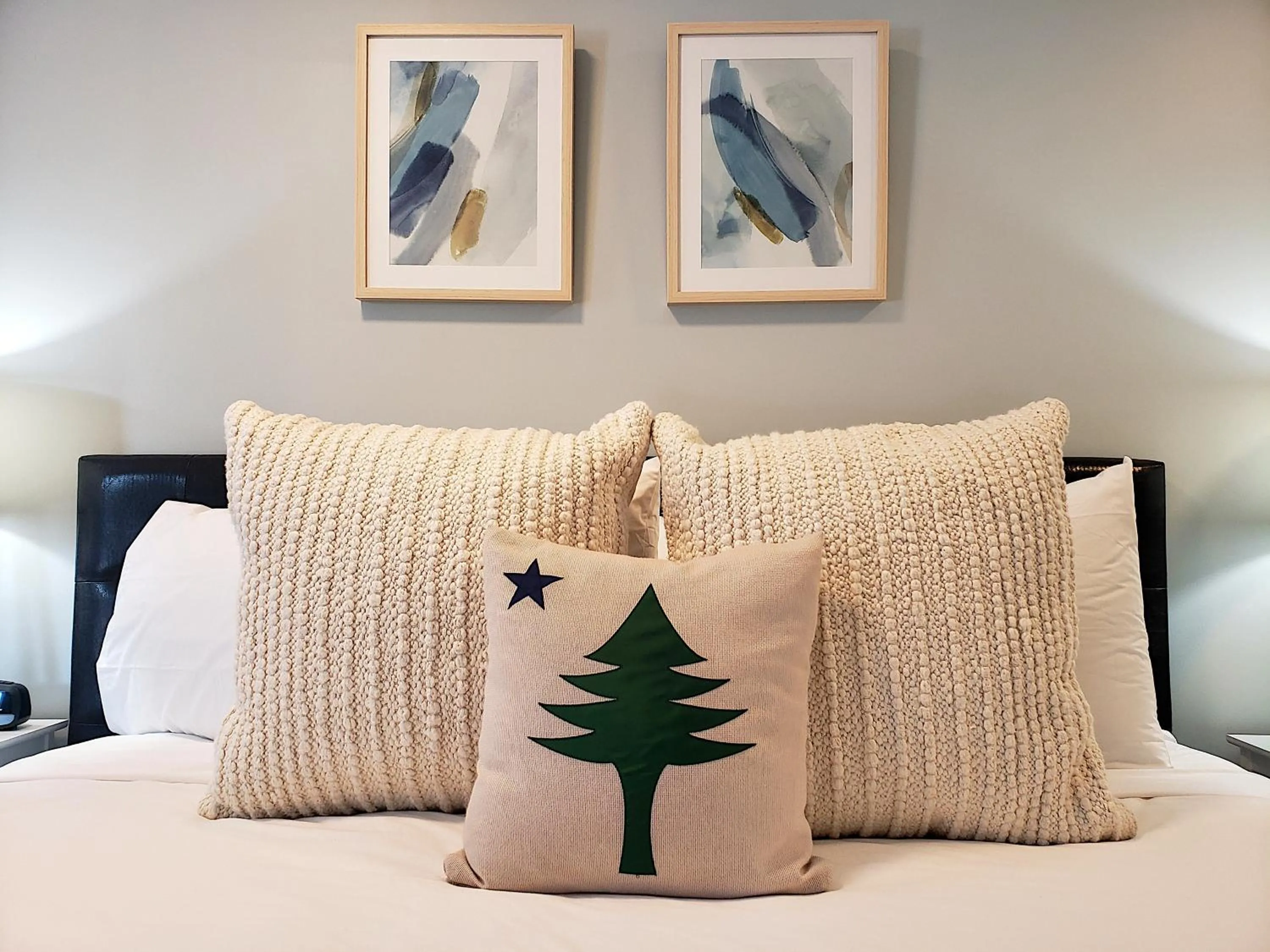 Bed in Main Street Motel