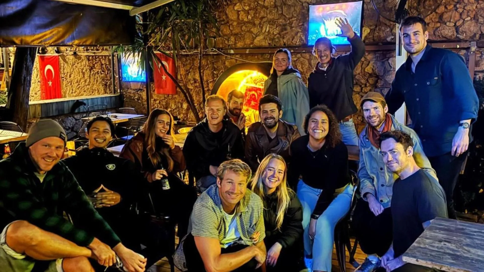 Evening entertainment in BE BOLD HOSTEL