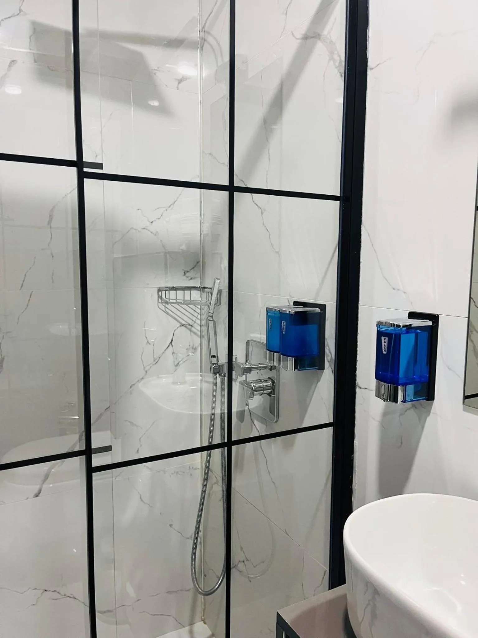 Shower in Miss Royal Hotel & SPA