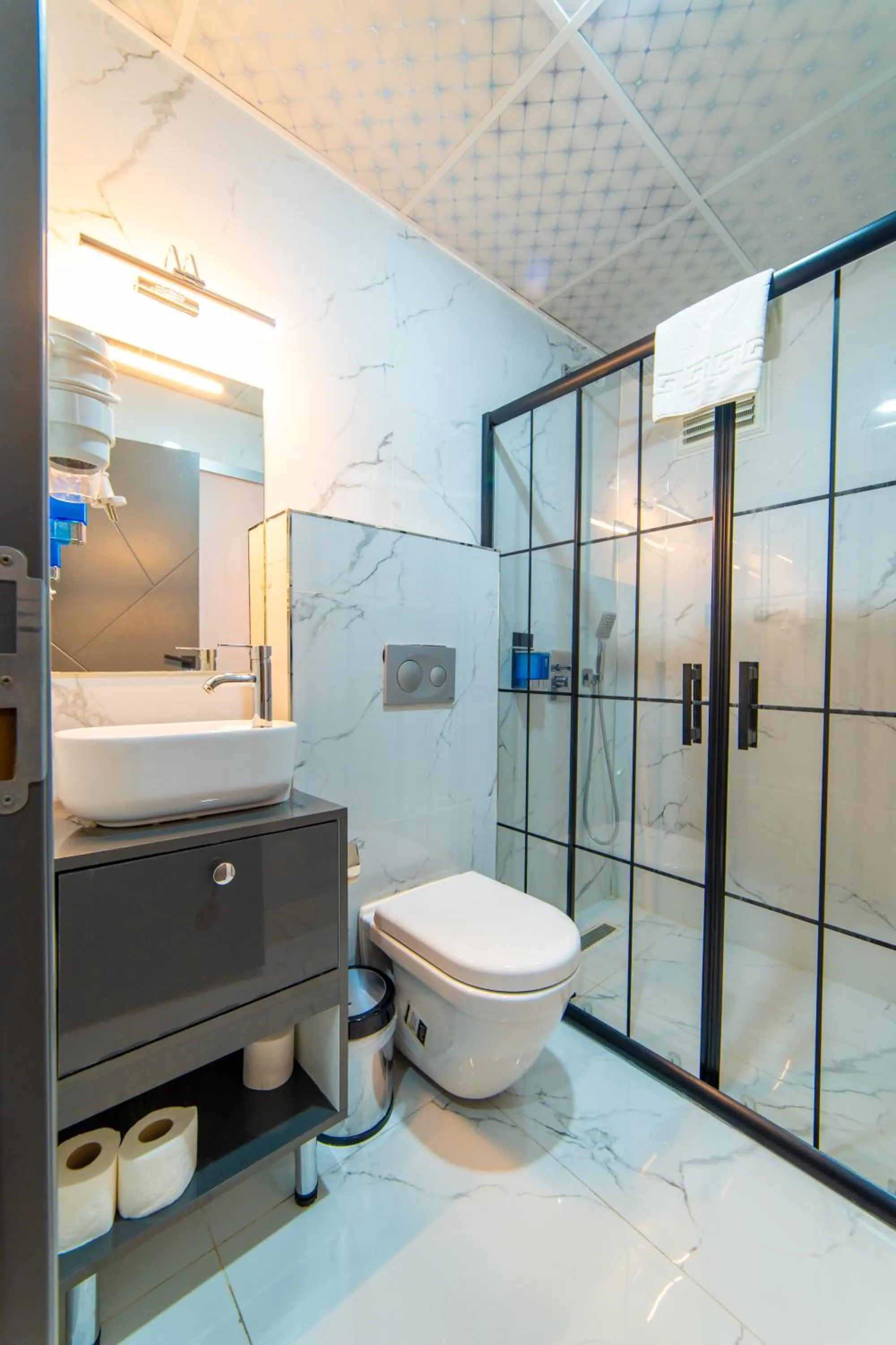 Bathroom in Miss Royal Hotel & SPA