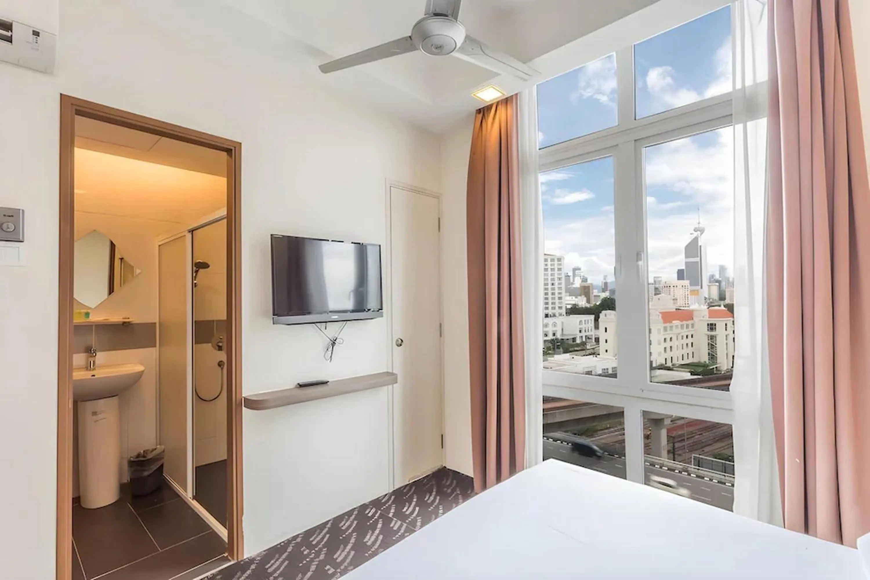 TV and multimedia, Bed in Palette KL Sentral Station Formerly Scott Hotel