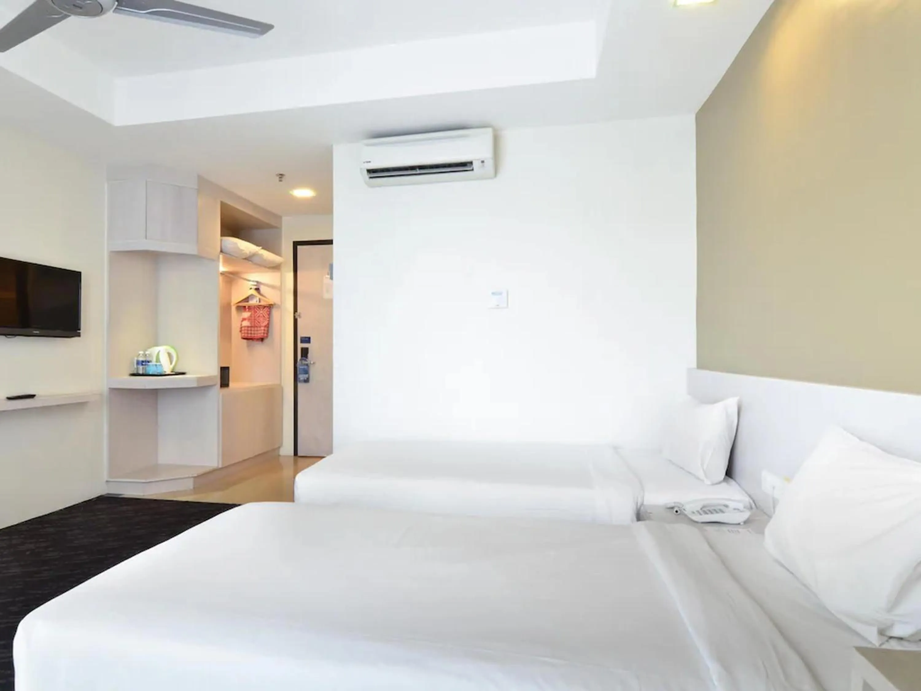 Bedroom, Bed in Palette KL Sentral Station Formerly Scott Hotel