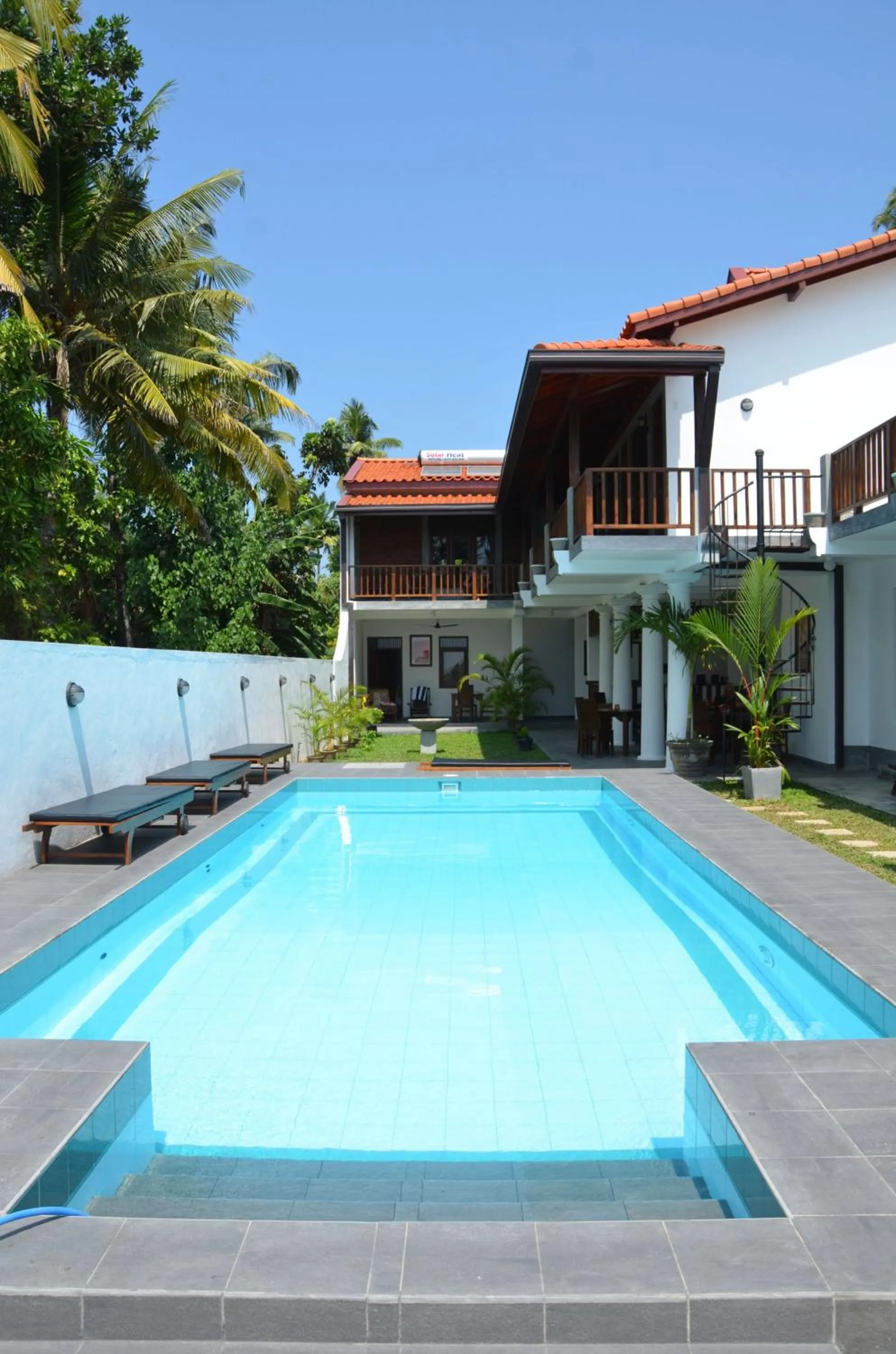 Decorative detail in Lion's Rest