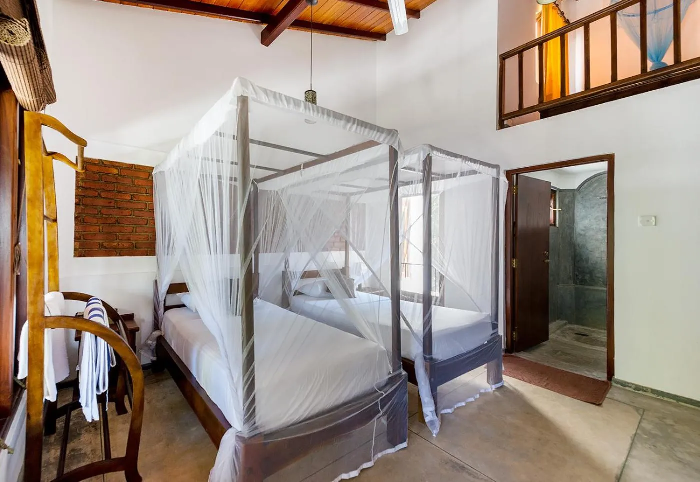 Bedroom, Bed in Lion's Rest