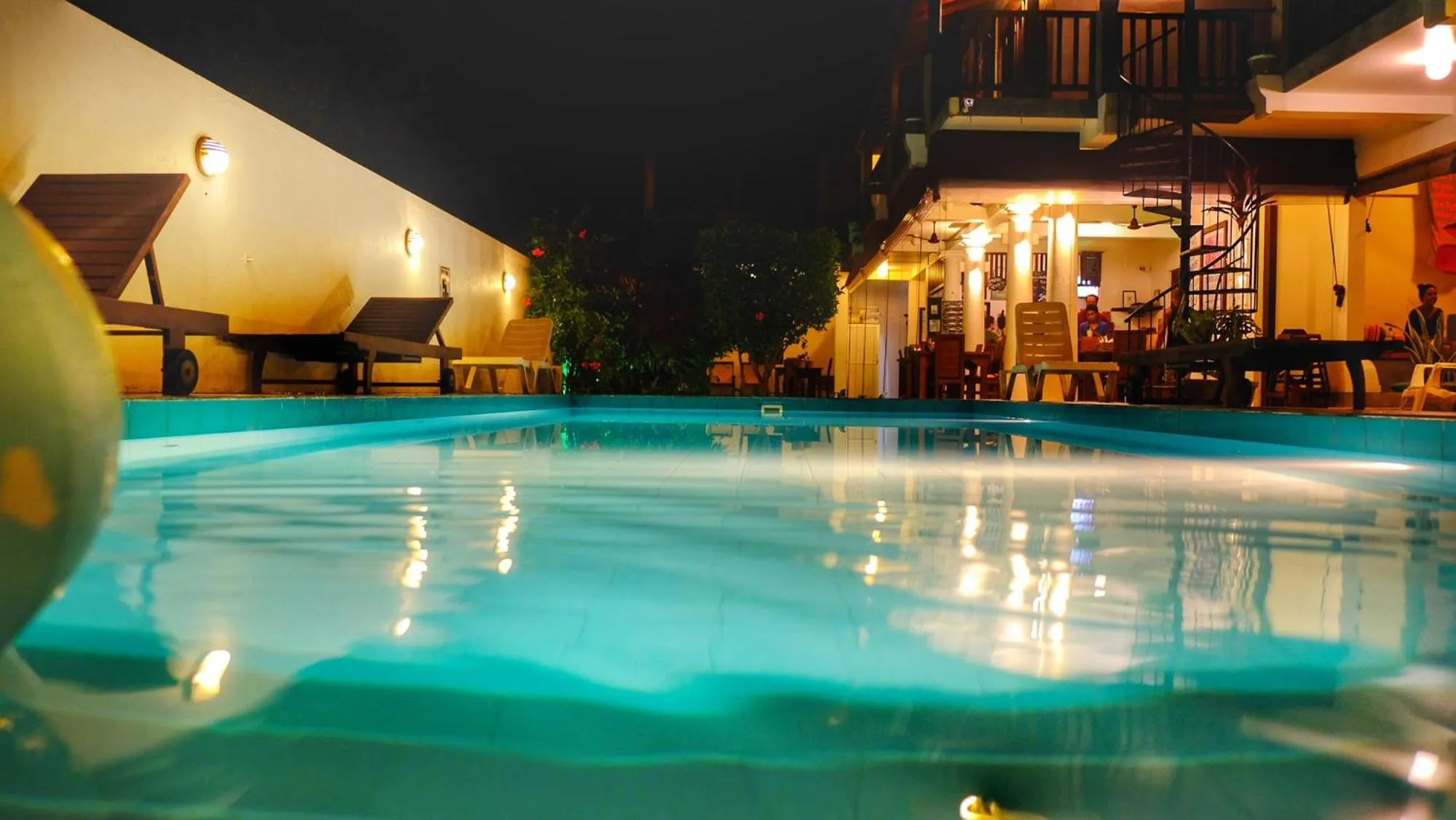 Swimming pool in Lion's Rest