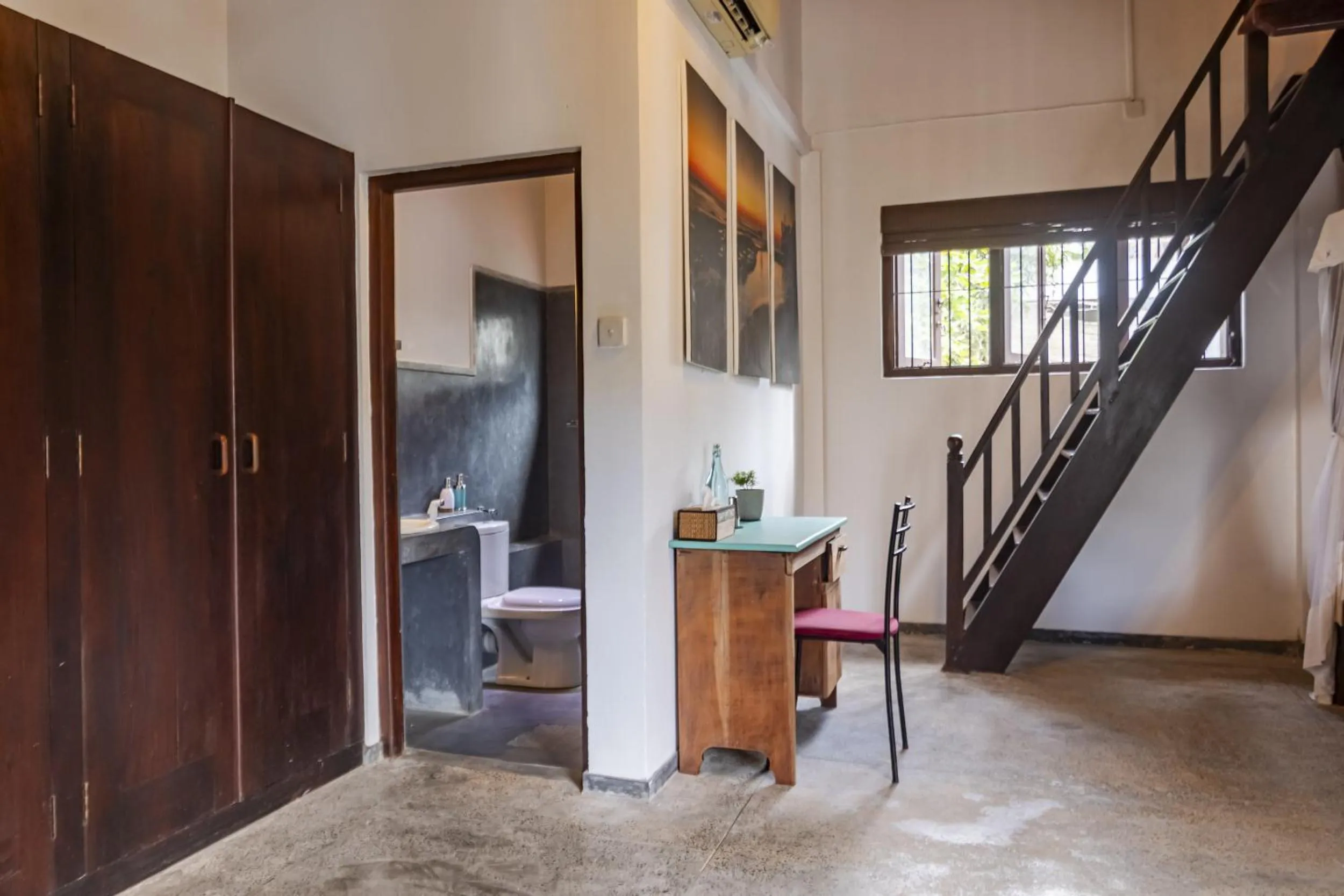 Bathroom in Lion's Rest