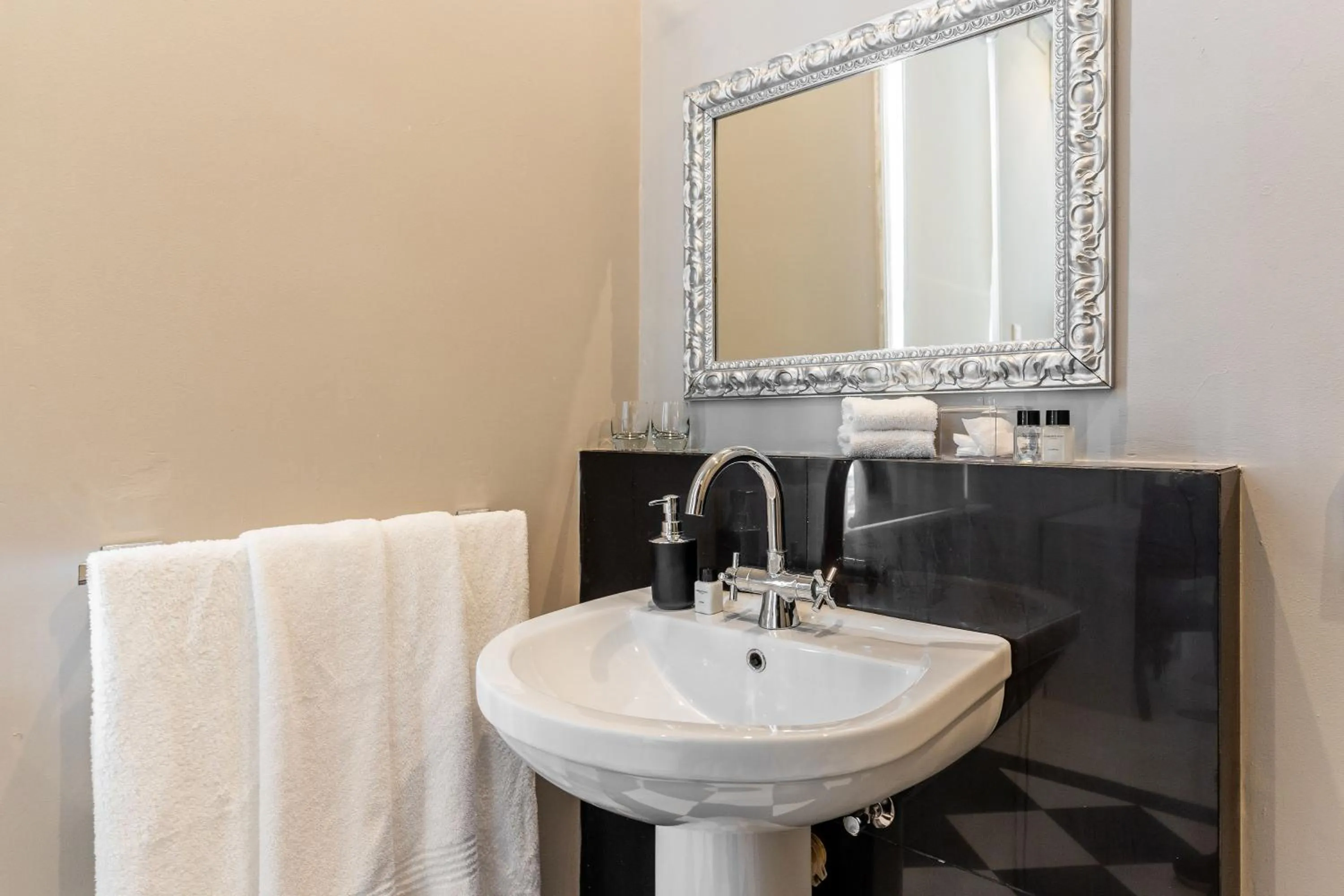 Bathroom in Long Street Boutique Hotel