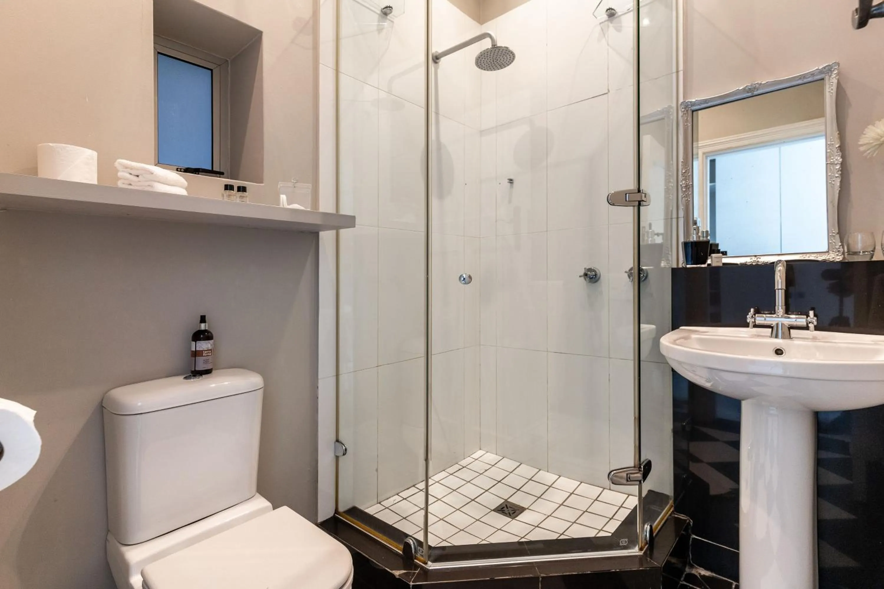 Bathroom in Long Street Boutique Hotel