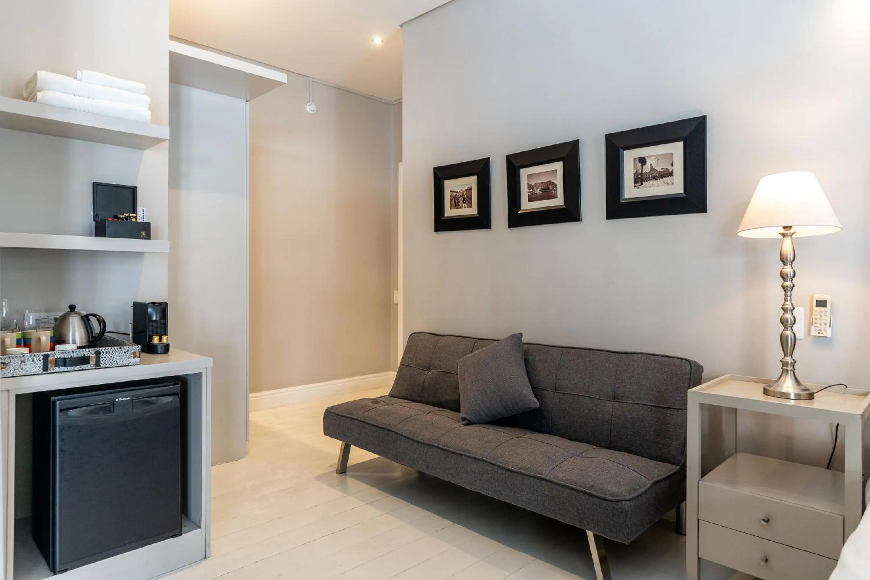 Coffee/tea facilities in Long Street Boutique Hotel