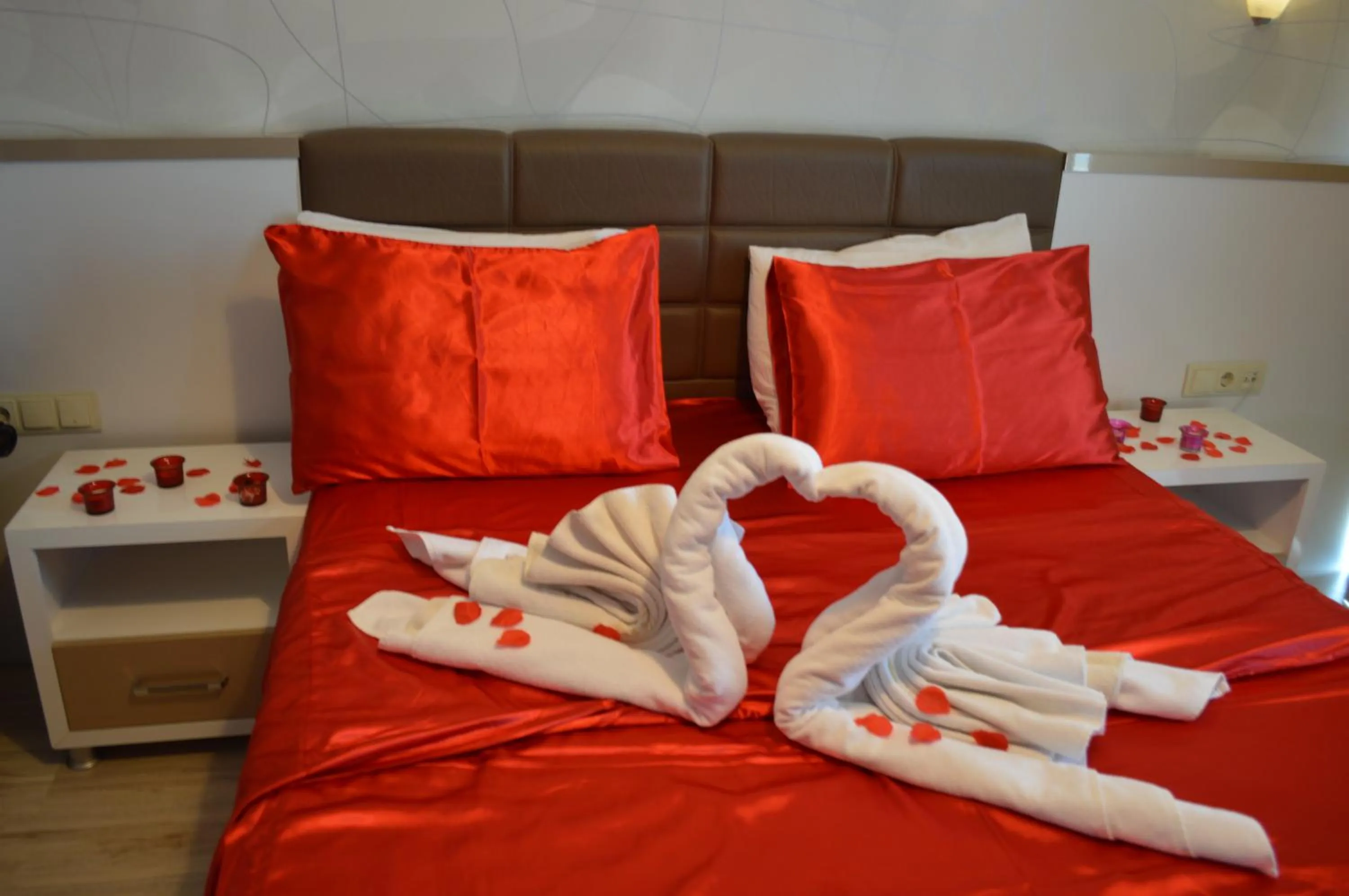 Bedroom, Bed in Bal Hotel