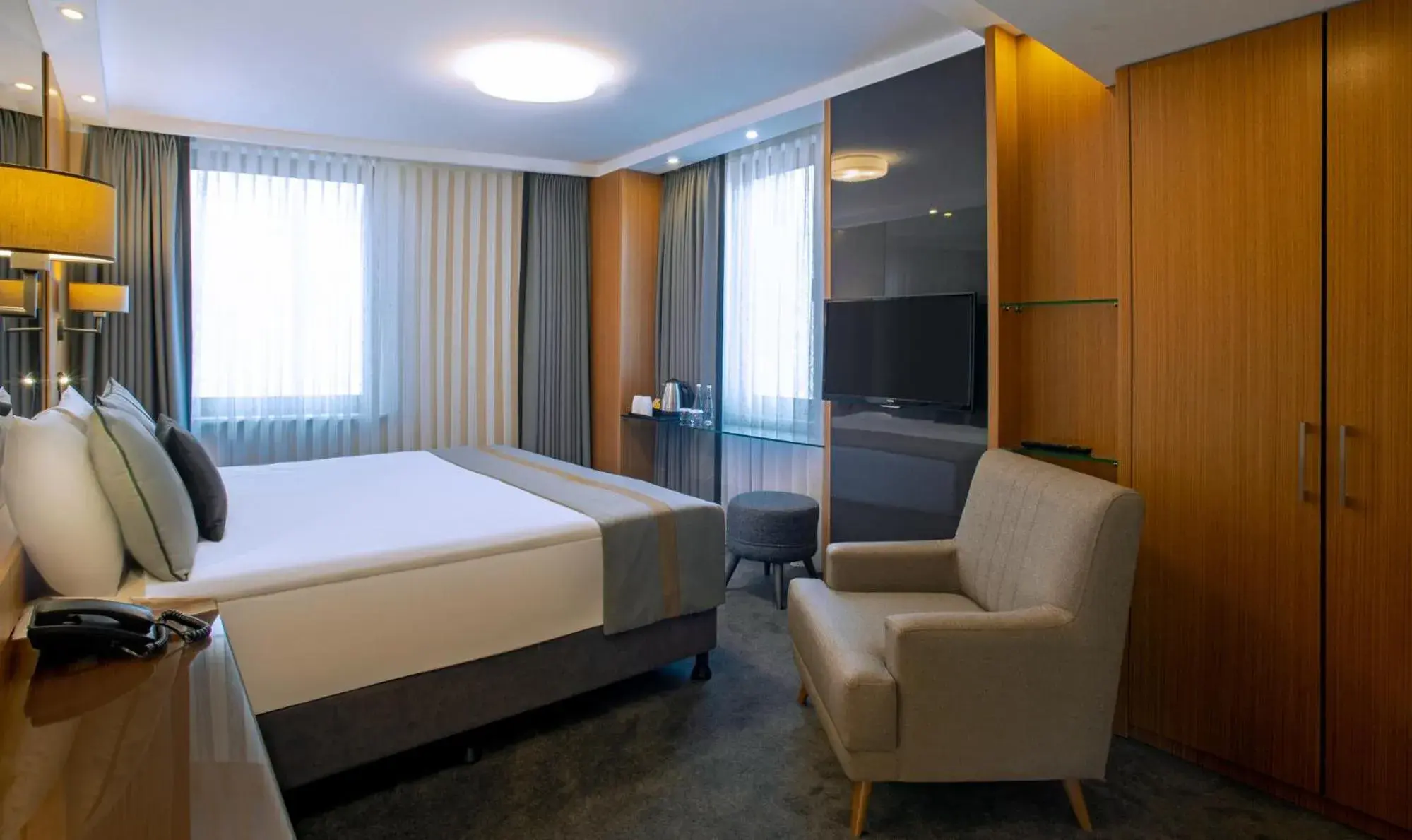 Superior Double or Twin Room in Tan Hotel - Special Category Superior Double or Twin Room in Tan Hotel - Special Category