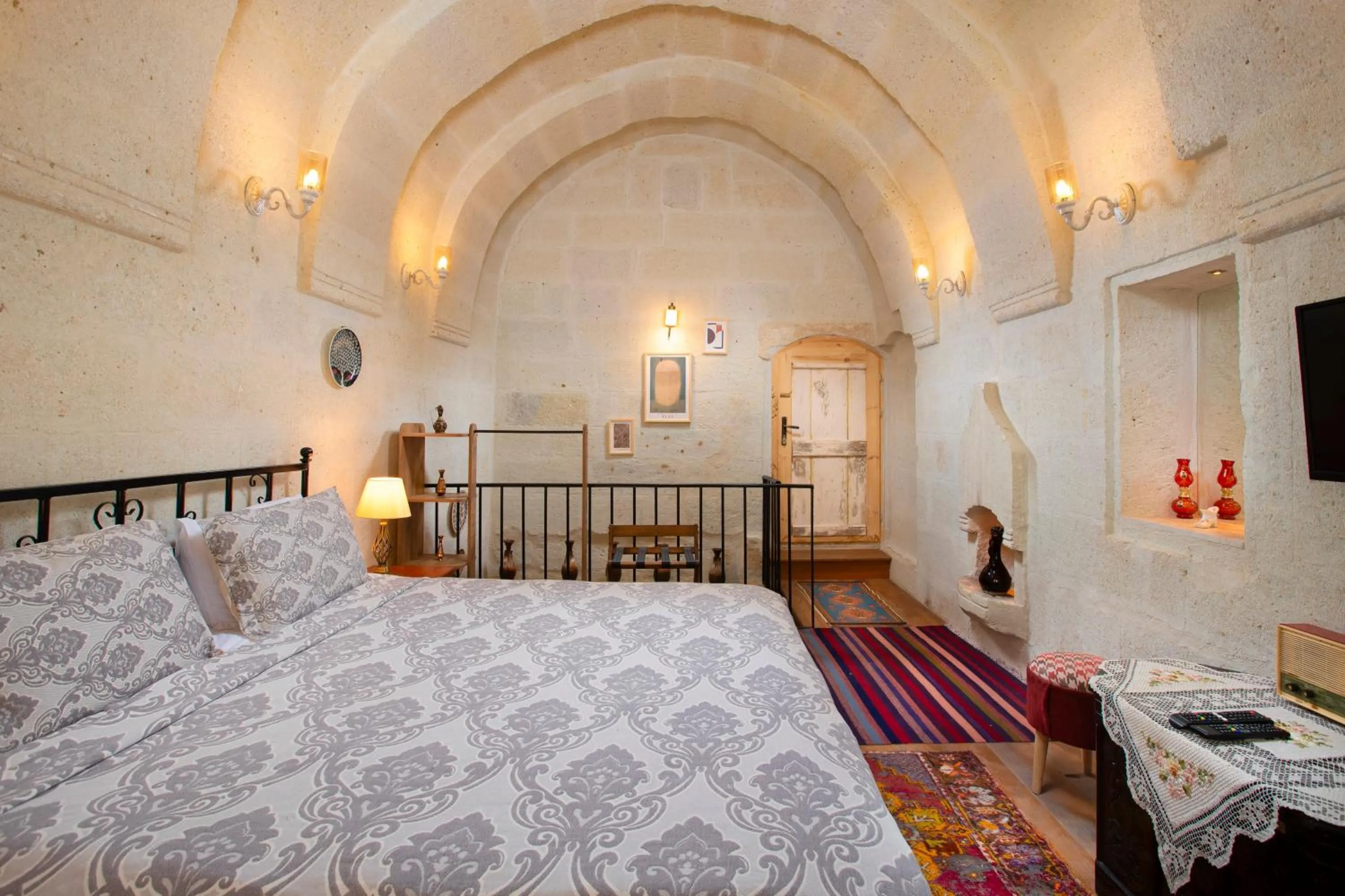 Bed in HacıAşık Konağı Butik Hotel