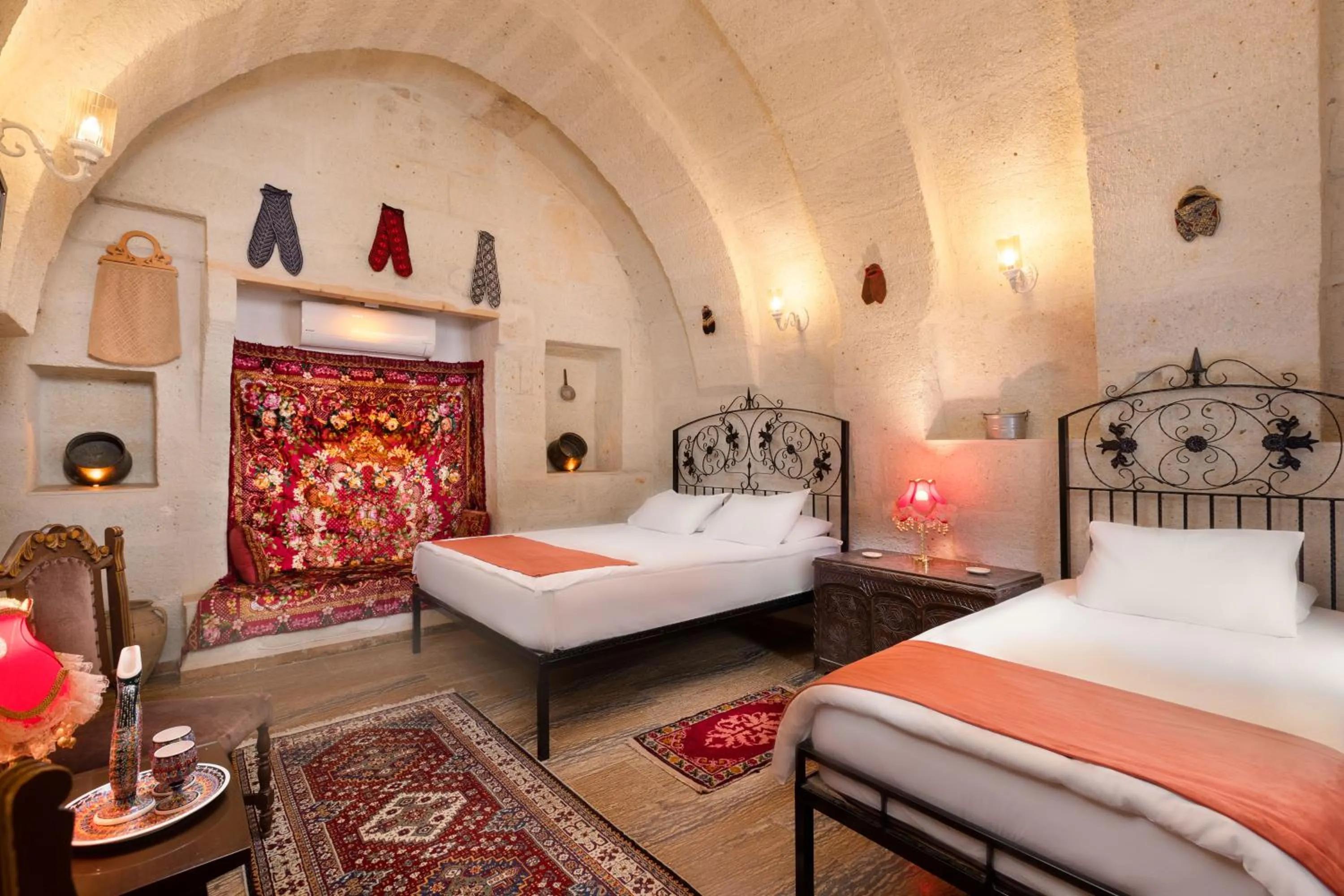 Massage, Bed in HacıAşık Konağı Butik Hotel