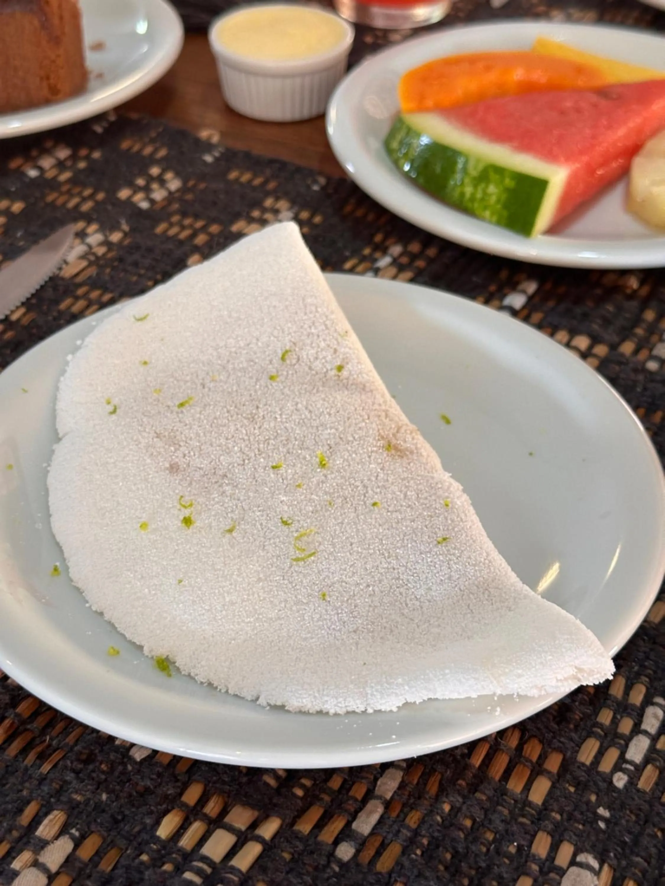 Breakfast in Pousada Arraial Colonial, Localizada no Centrinho e de Fácil Acesso a Praia e a Rua Mucugê