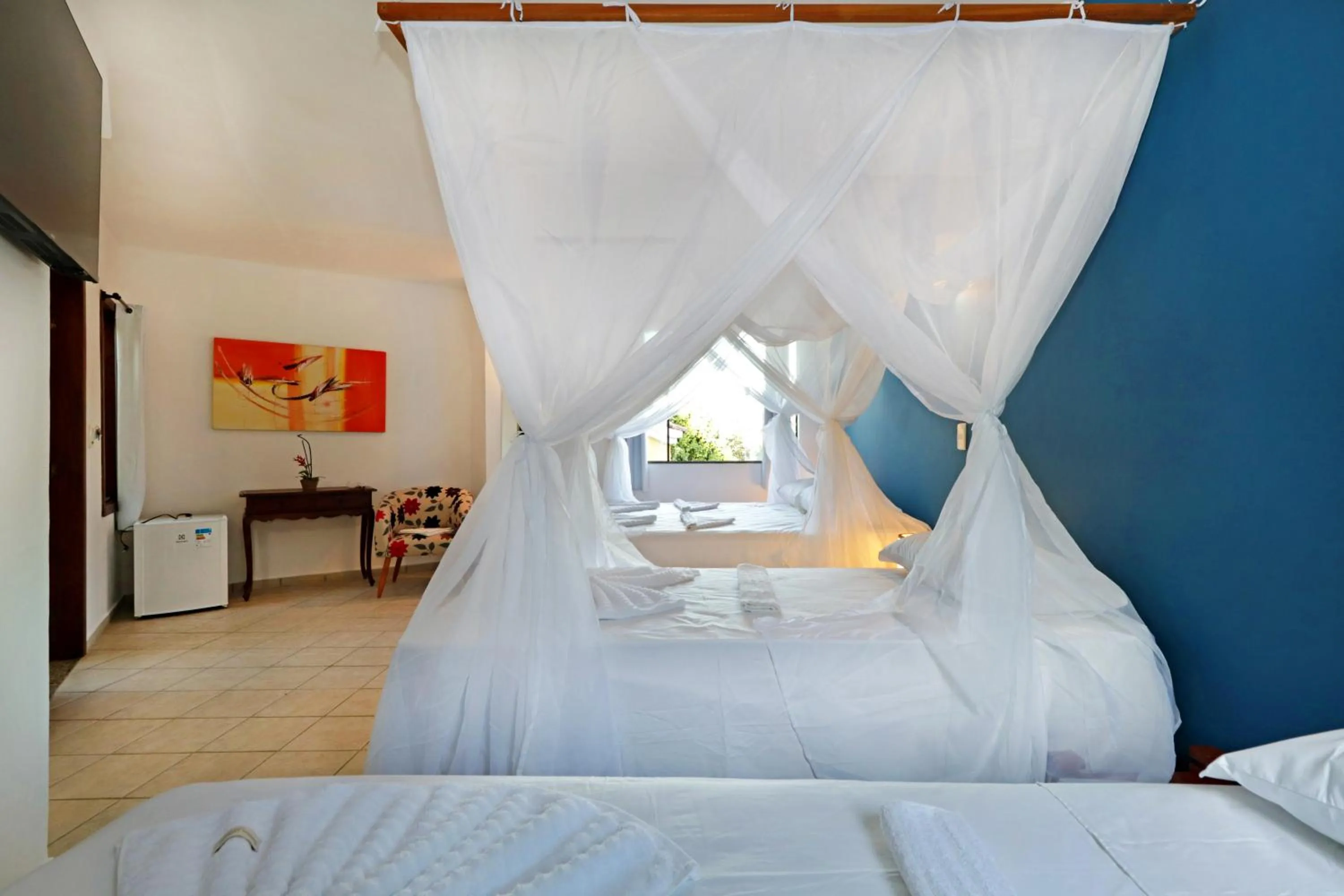 Bed in Pousada Arraial Colonial, Localizada no Centrinho e de Fácil Acesso a Praia e a Rua Mucugê