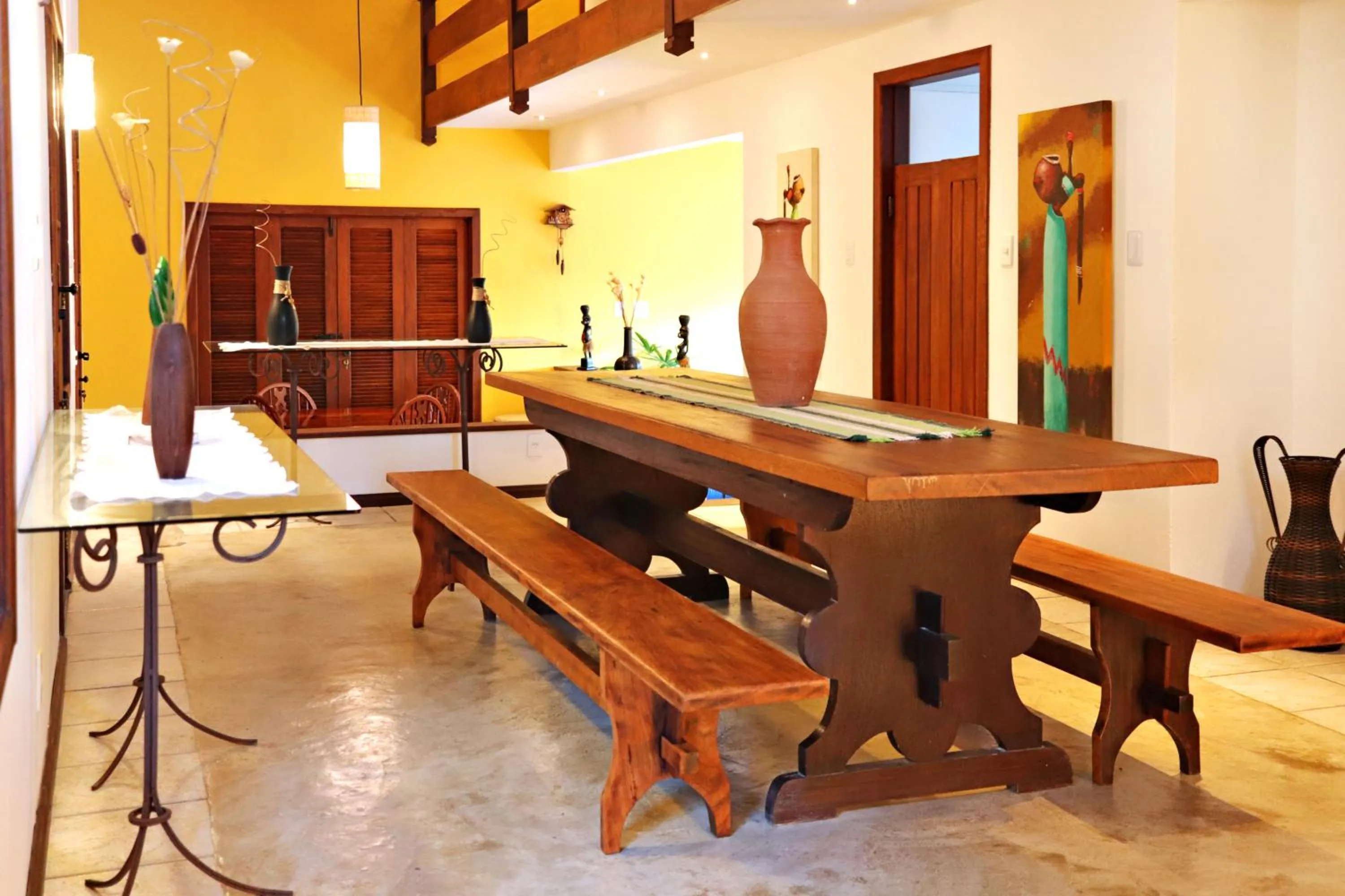 Dining area in Pousada Arraial Colonial, Localizada no Centrinho e de Fácil Acesso a Praia e a Rua Mucugê