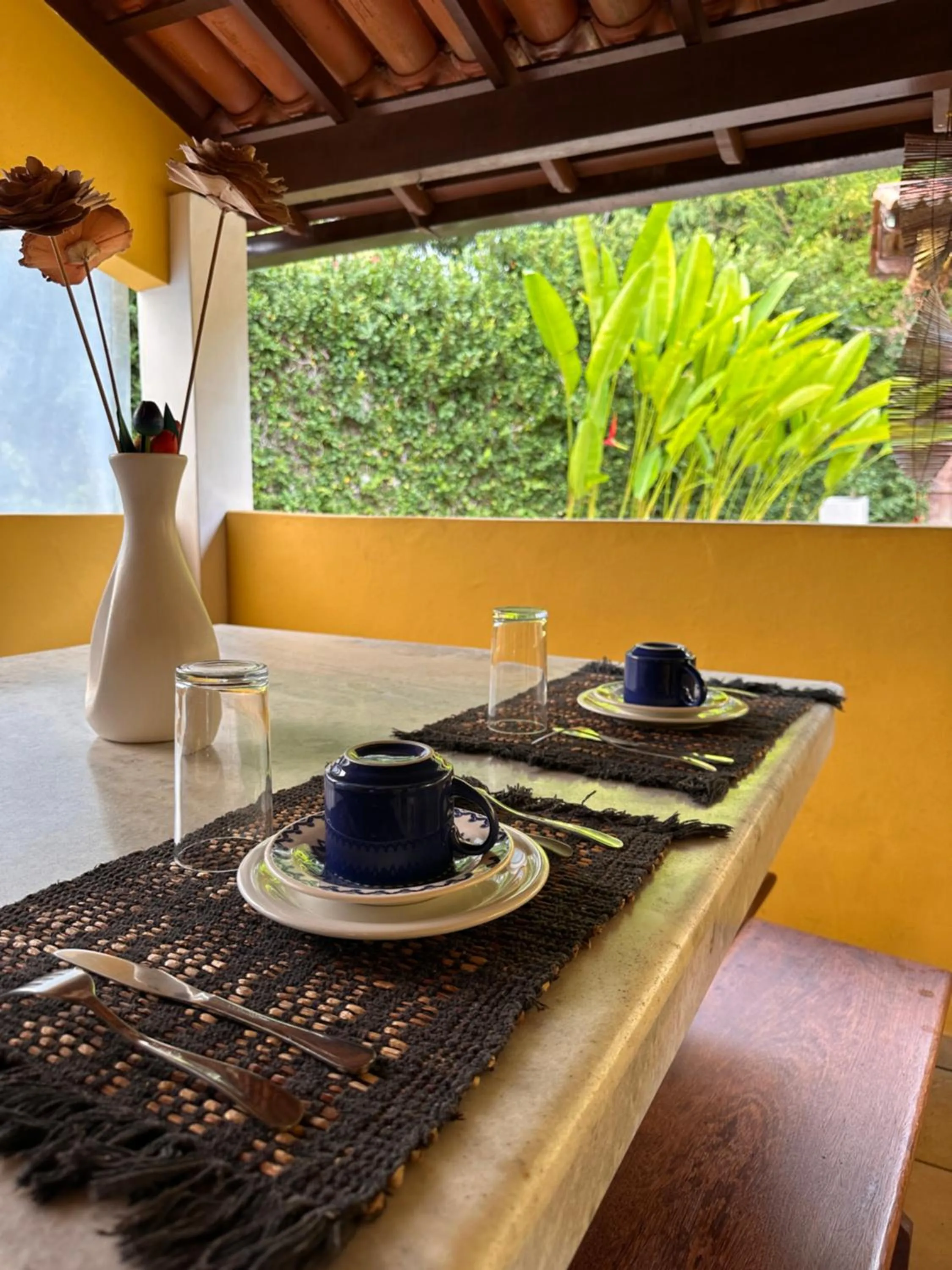 Breakfast in Pousada Arraial Colonial, Localizada no Centrinho e de Fácil Acesso a Praia e a Rua Mucugê