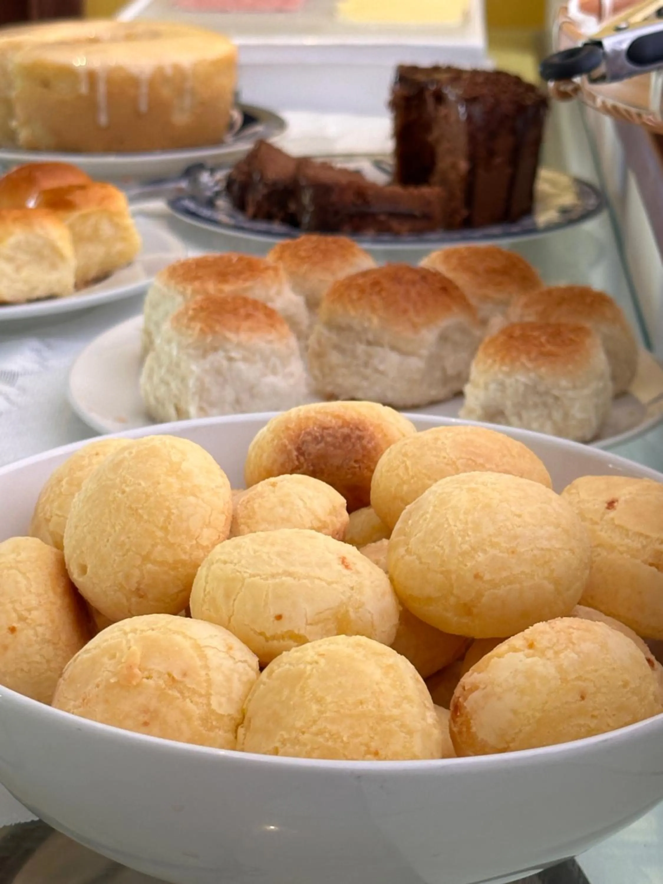 Breakfast in Pousada Arraial Colonial, Localizada no Centrinho e de Fácil Acesso a Praia e a Rua Mucugê