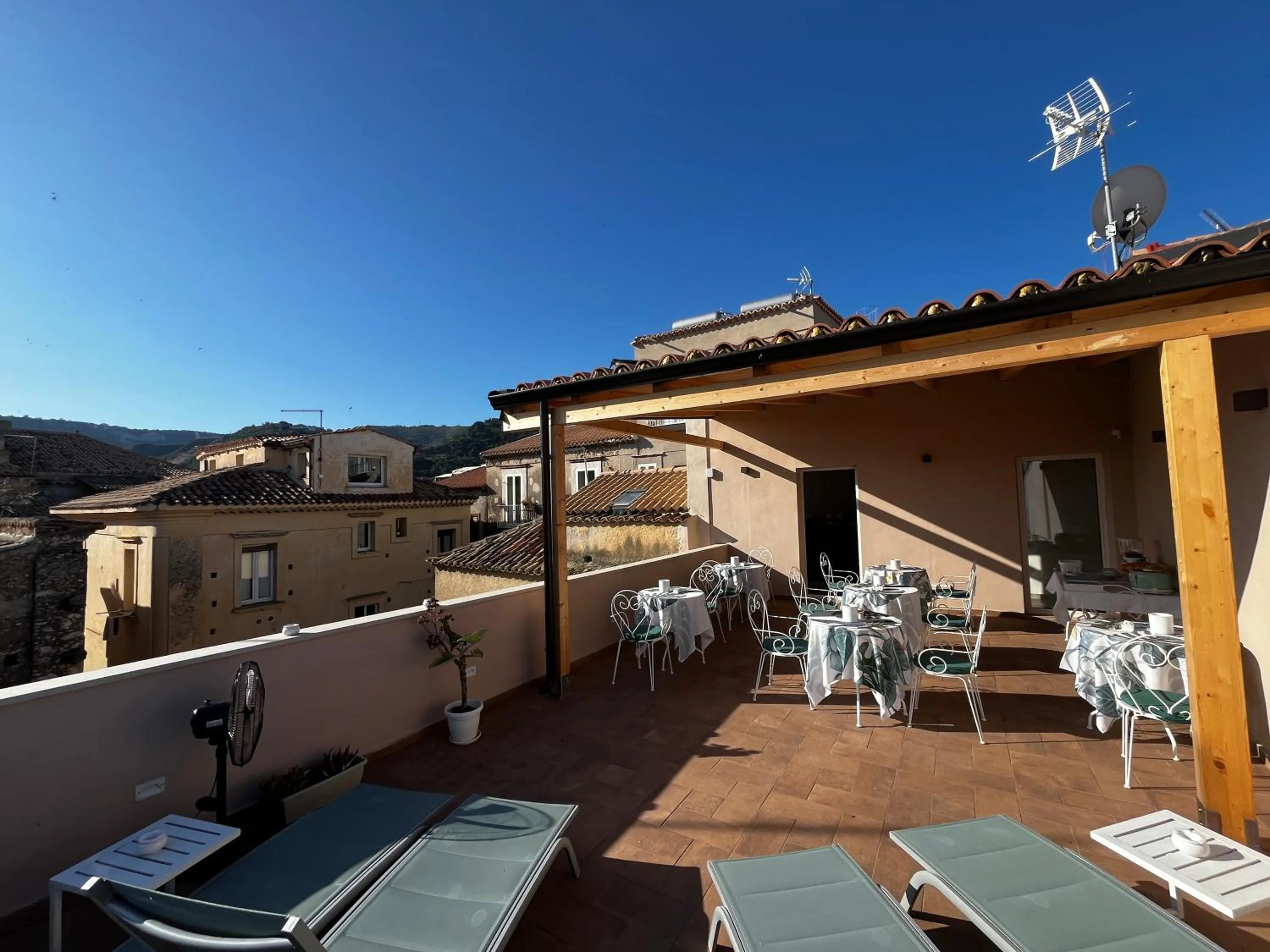 Property building in De LoCa Rooms