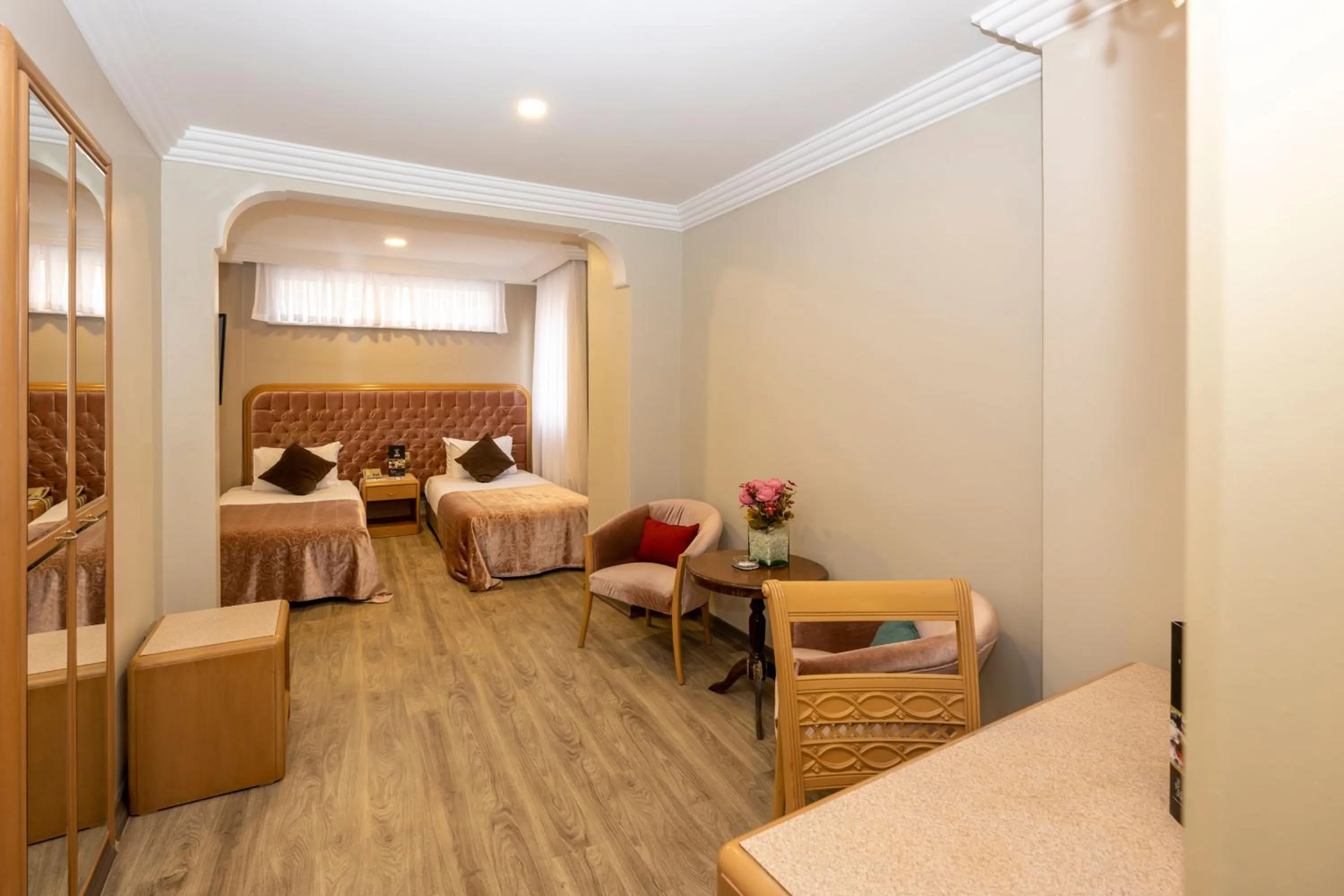 TV and multimedia, Bed in Grand Anka Hotel