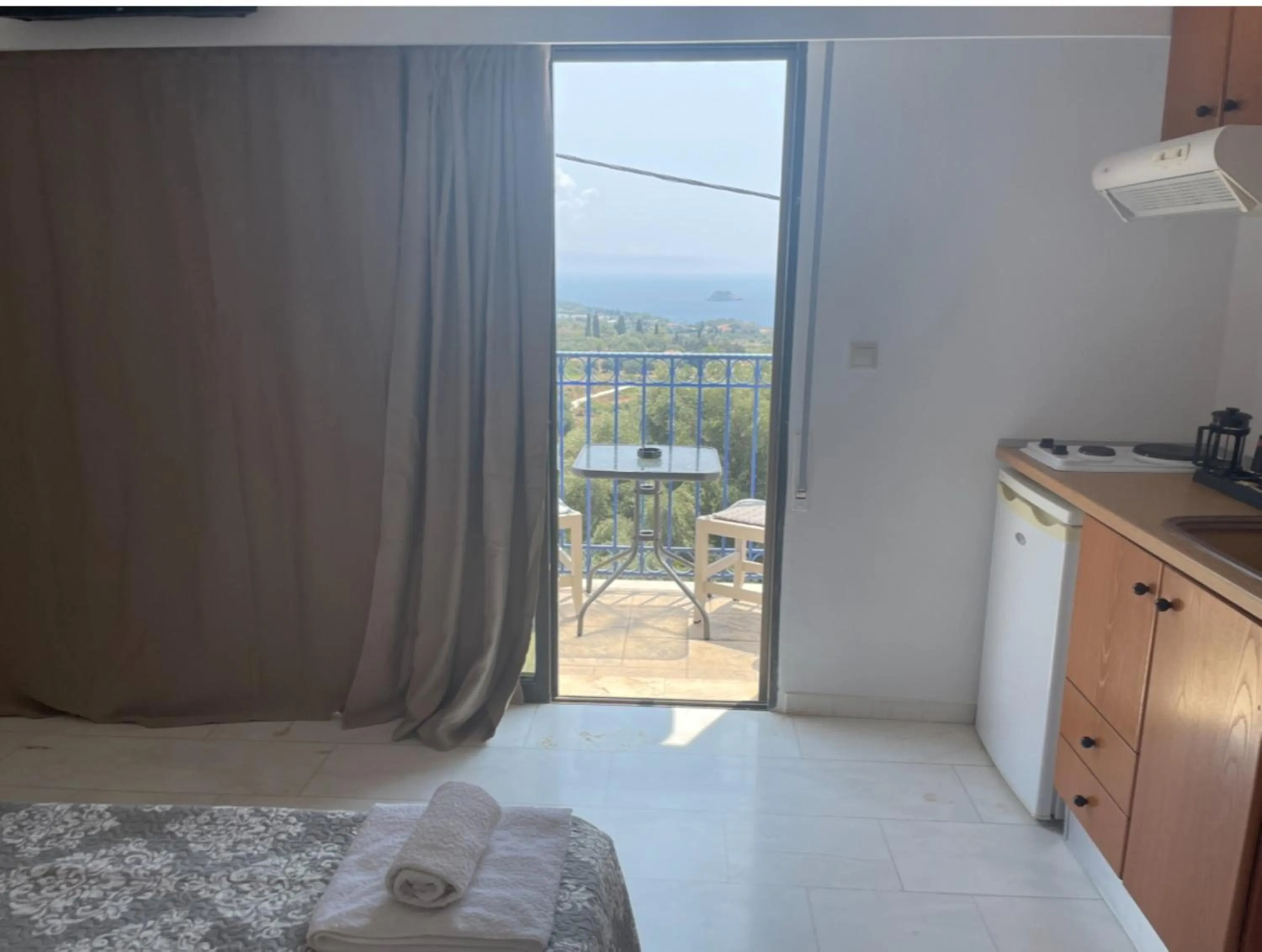 Sea view in Hotel Kourkoumelata