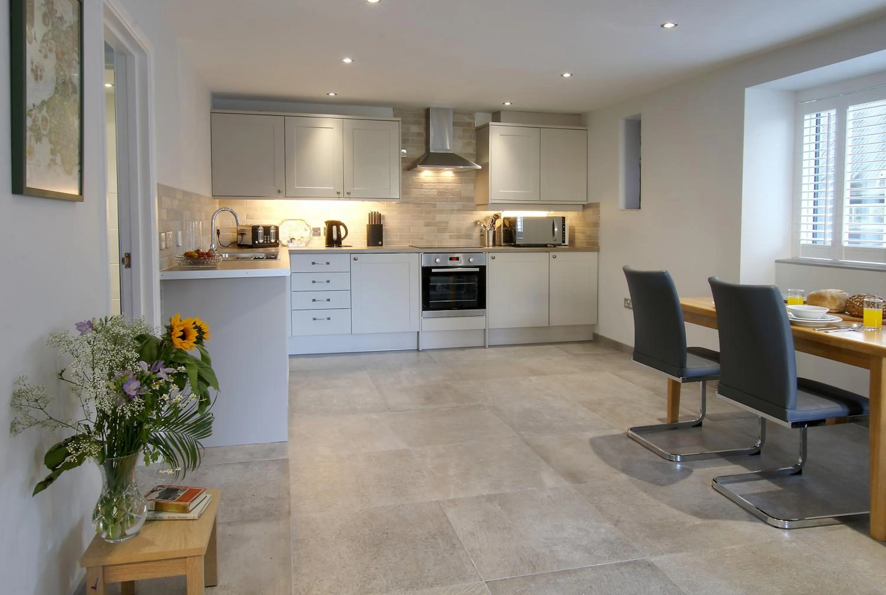 Kitchen or kitchenette in Swansea Valley Holiday Cottages