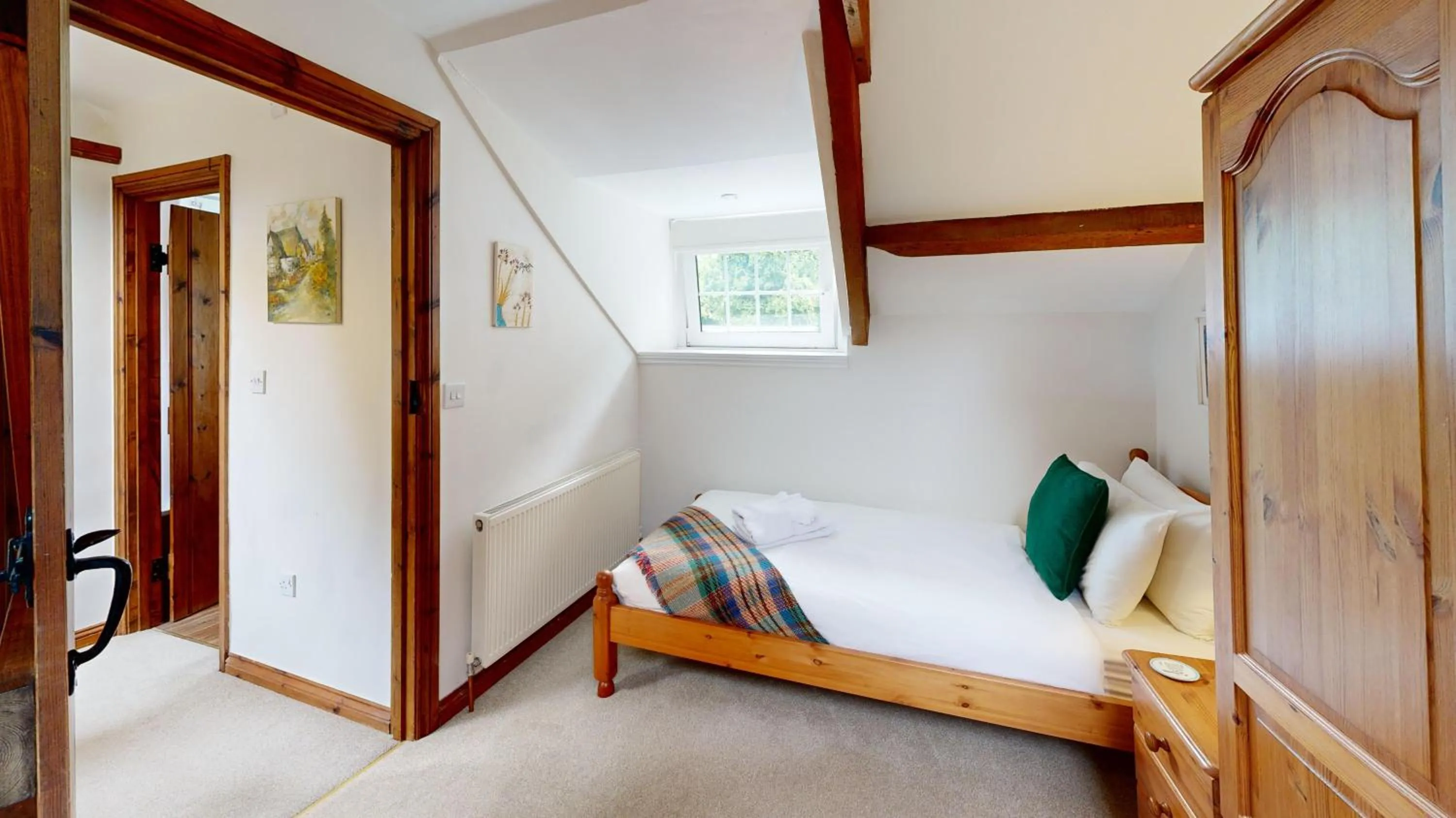 Bed in Swansea Valley Holiday Cottages