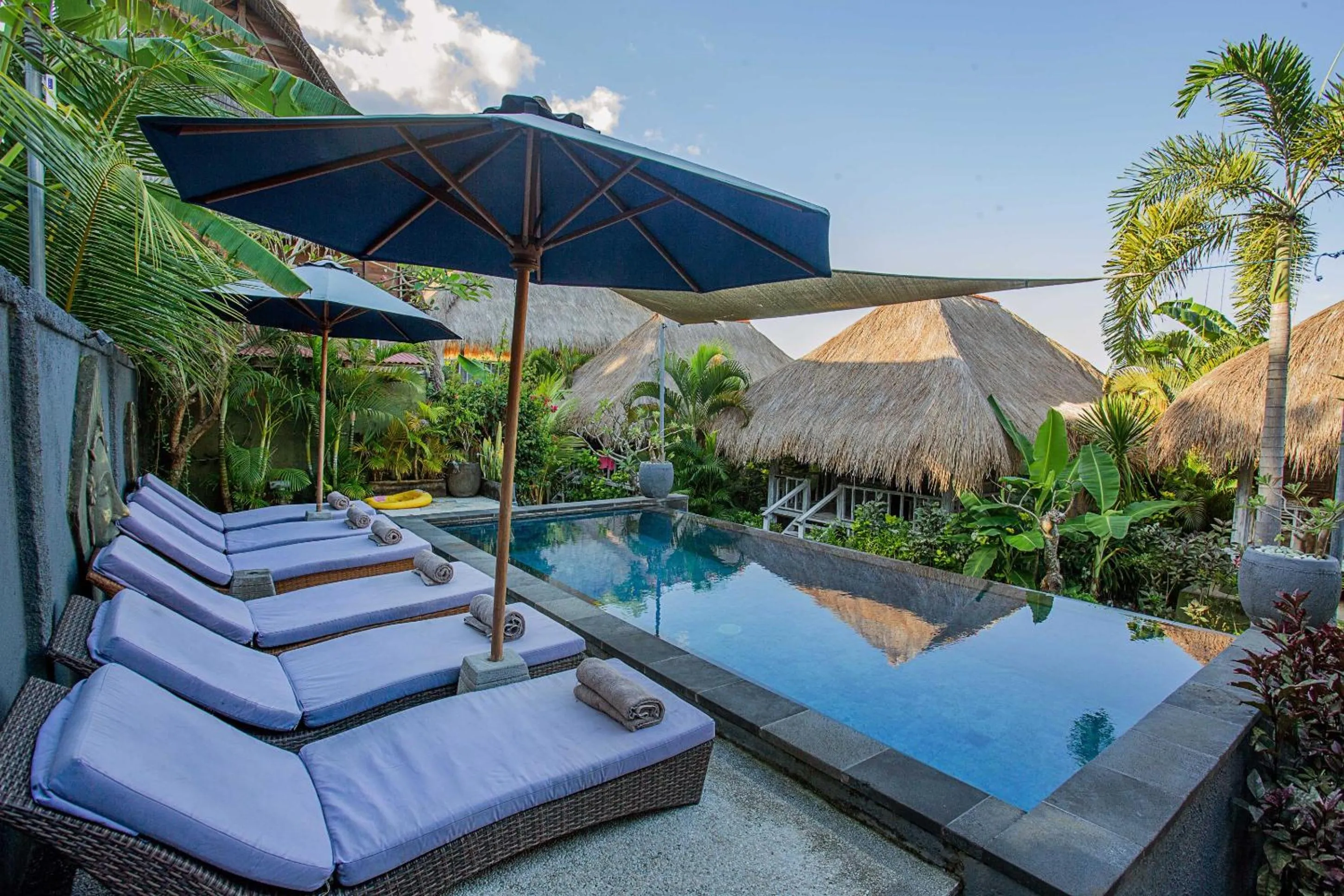 Swimming pool in Naturale Villas