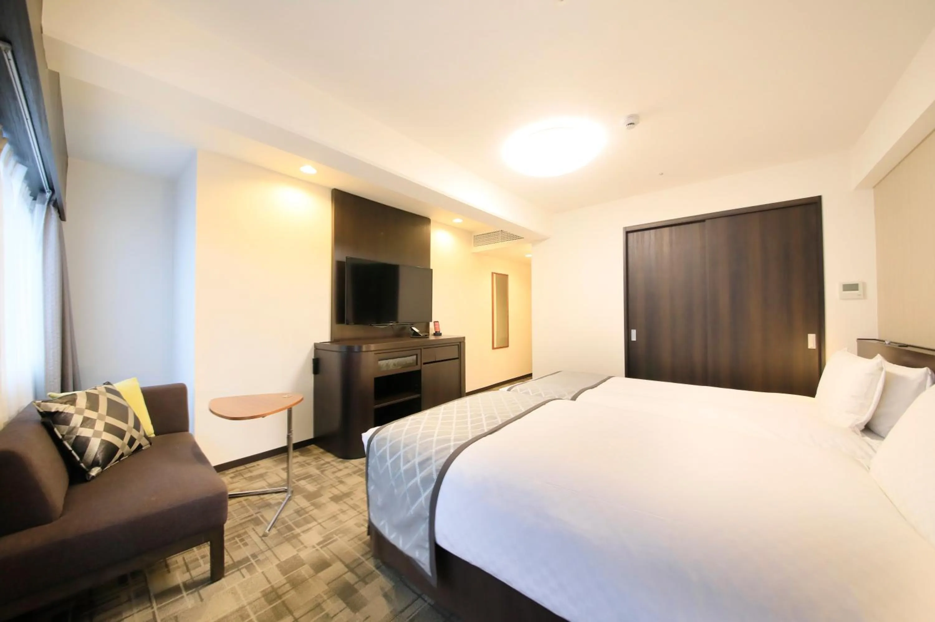 Bed in Richmond Hotel Higashi Osaka