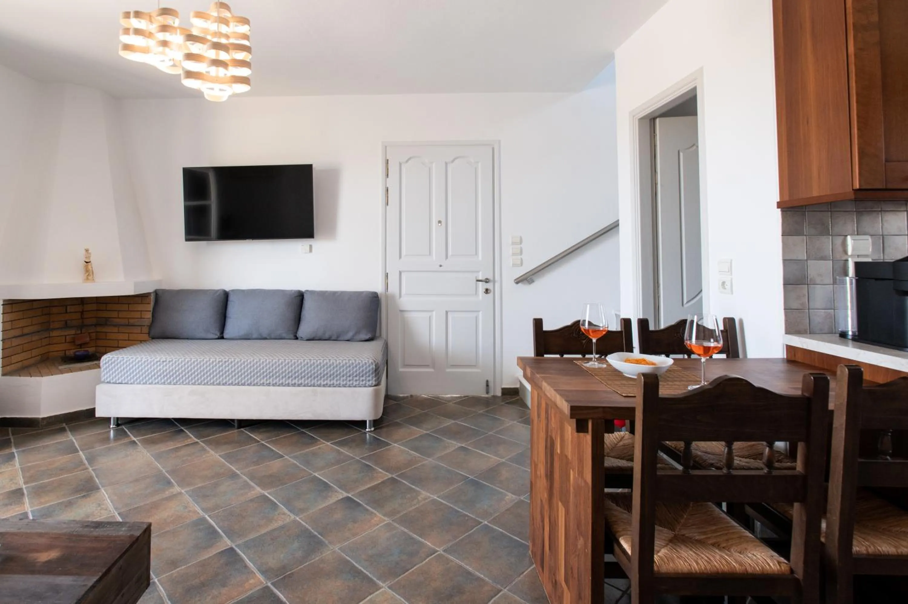 Living room in Sea Lilies Suites