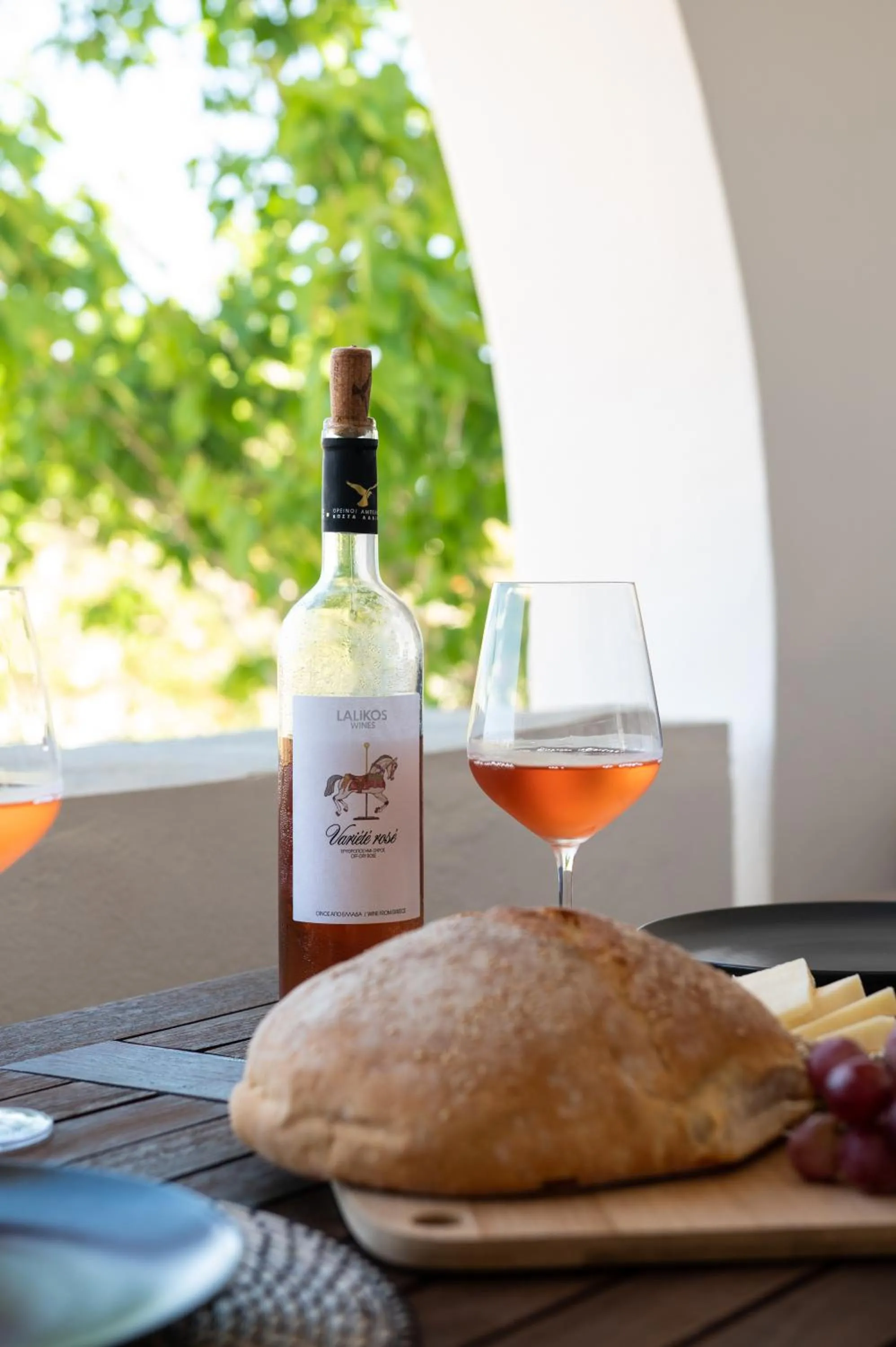 Dining area in Sea Lilies Suites