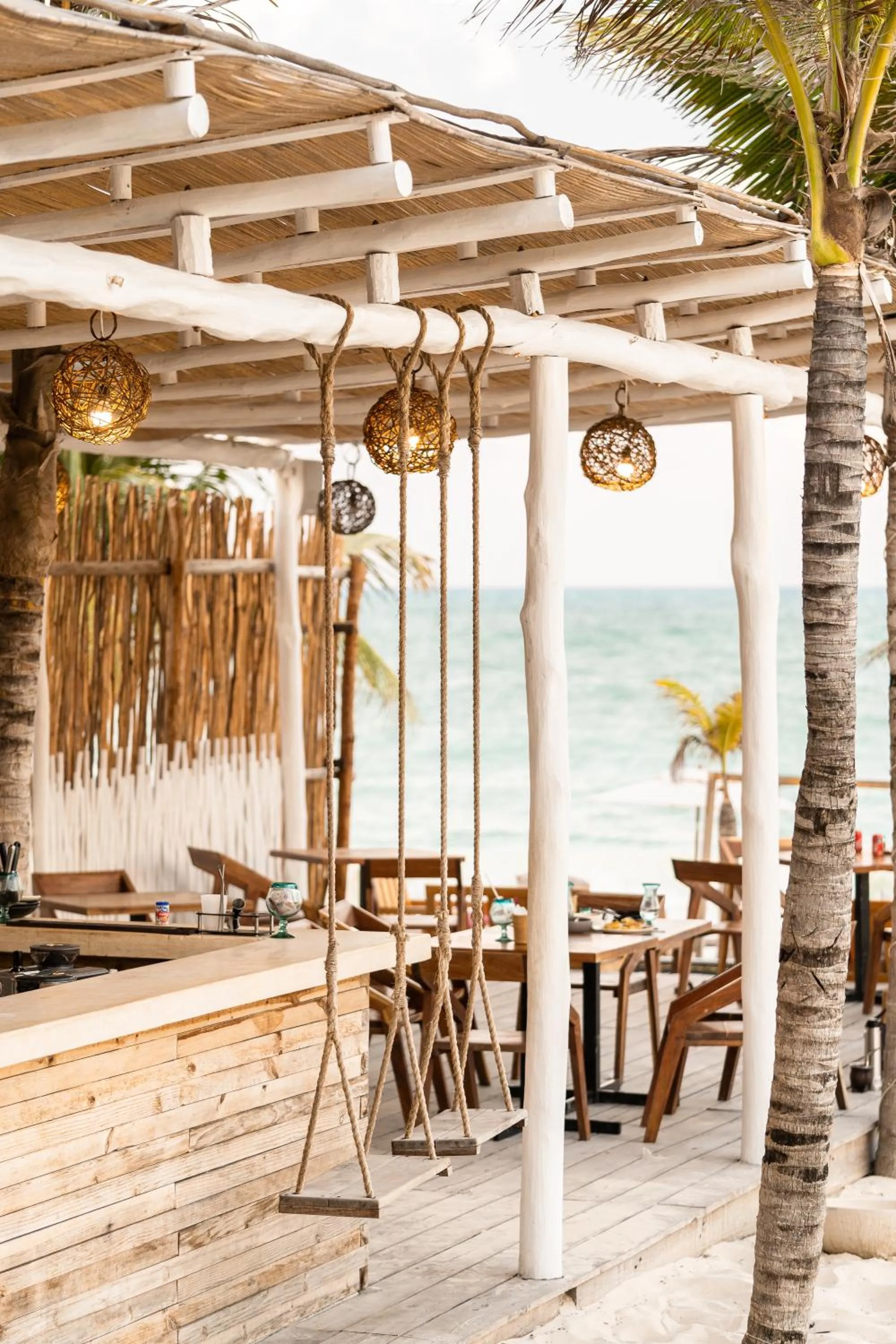 Restaurant/places to eat in Punta Blanca Beach House