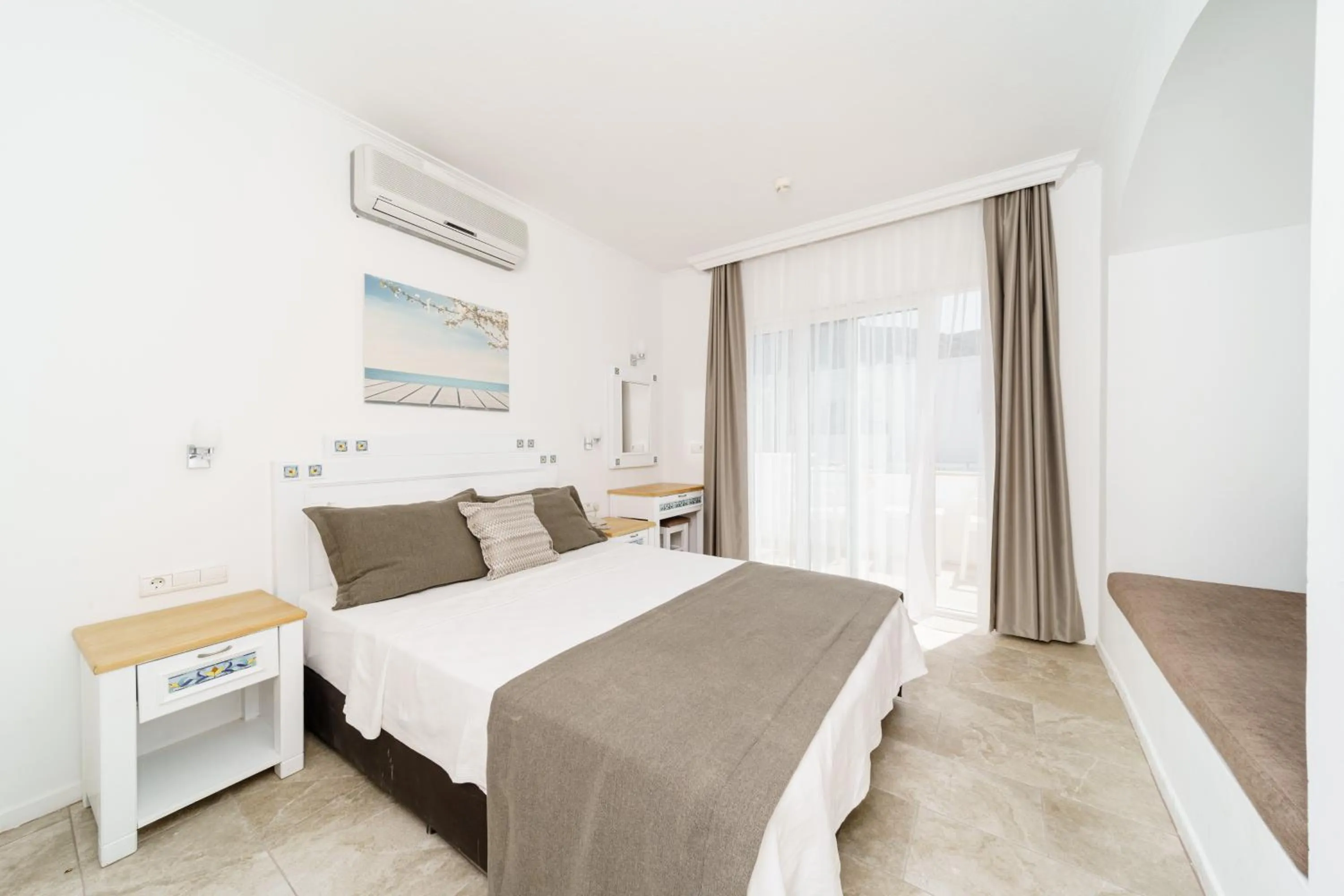 Photo of the whole room, Bed in Costa Sariyaz Hotel Bodrum