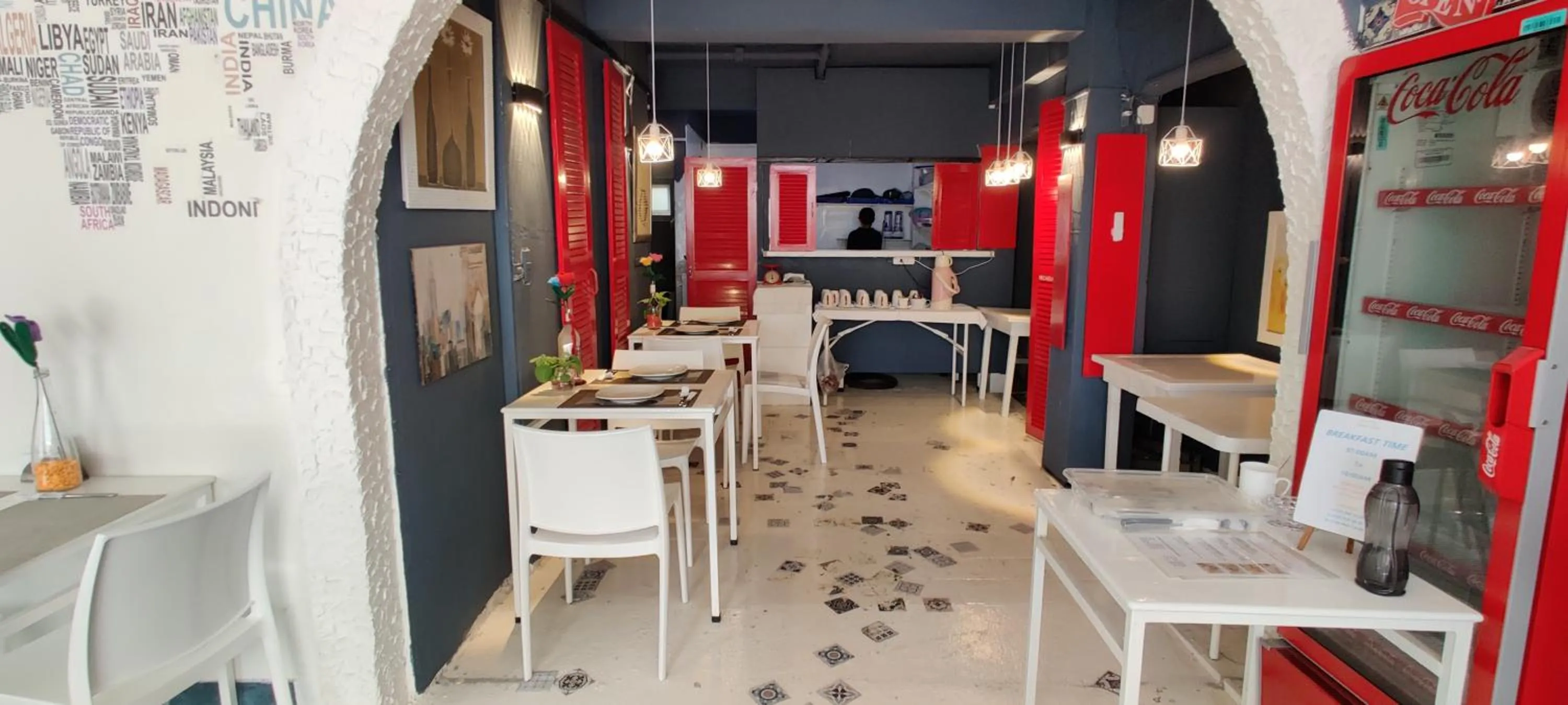 Restaurant/places to eat in Mecasa Hotel