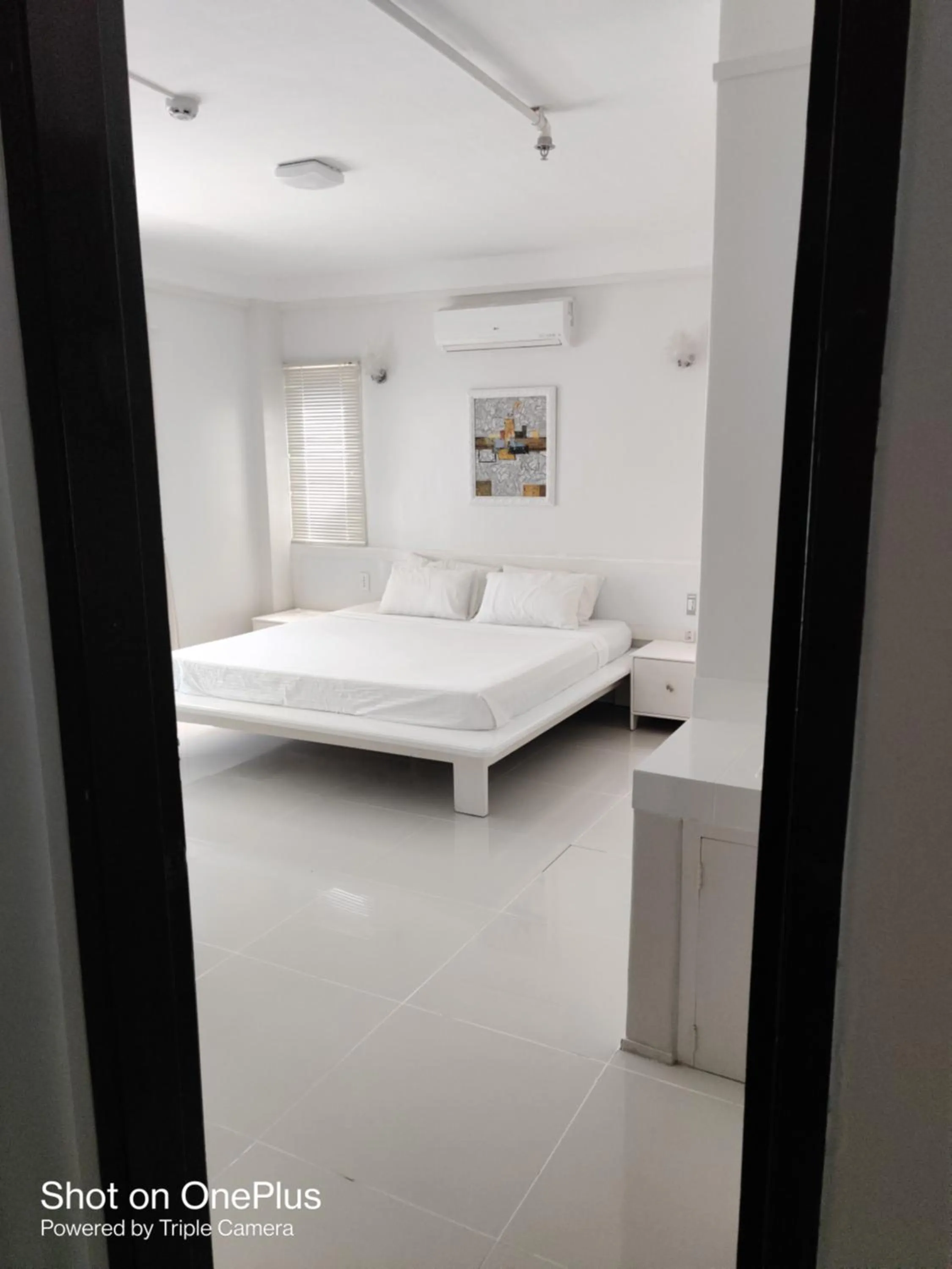 Property building, Bed in Mecasa Hotel