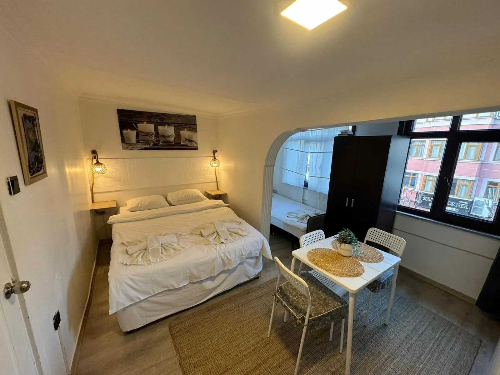 Bed in Hotel Antique