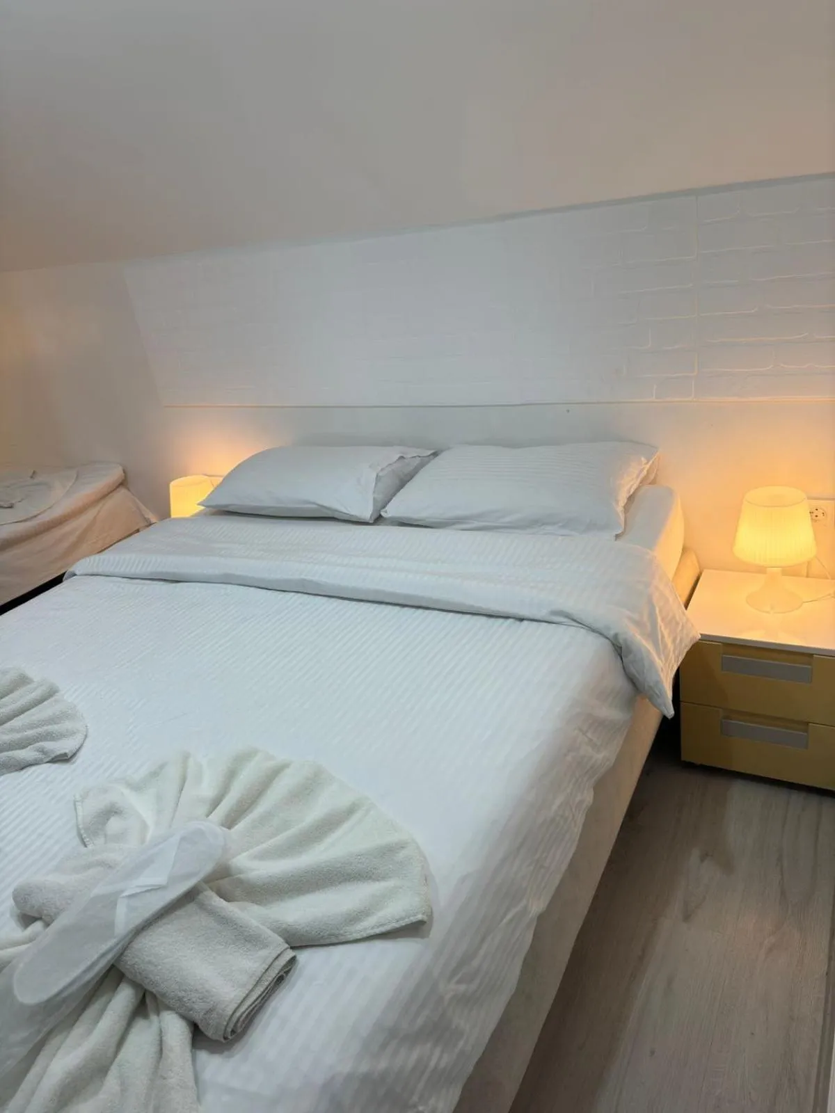 Bed in Hotel Antique