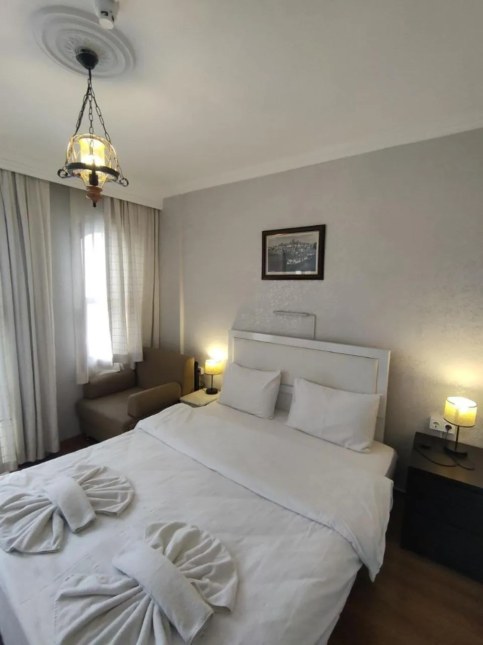 Bed in Hotel Antique