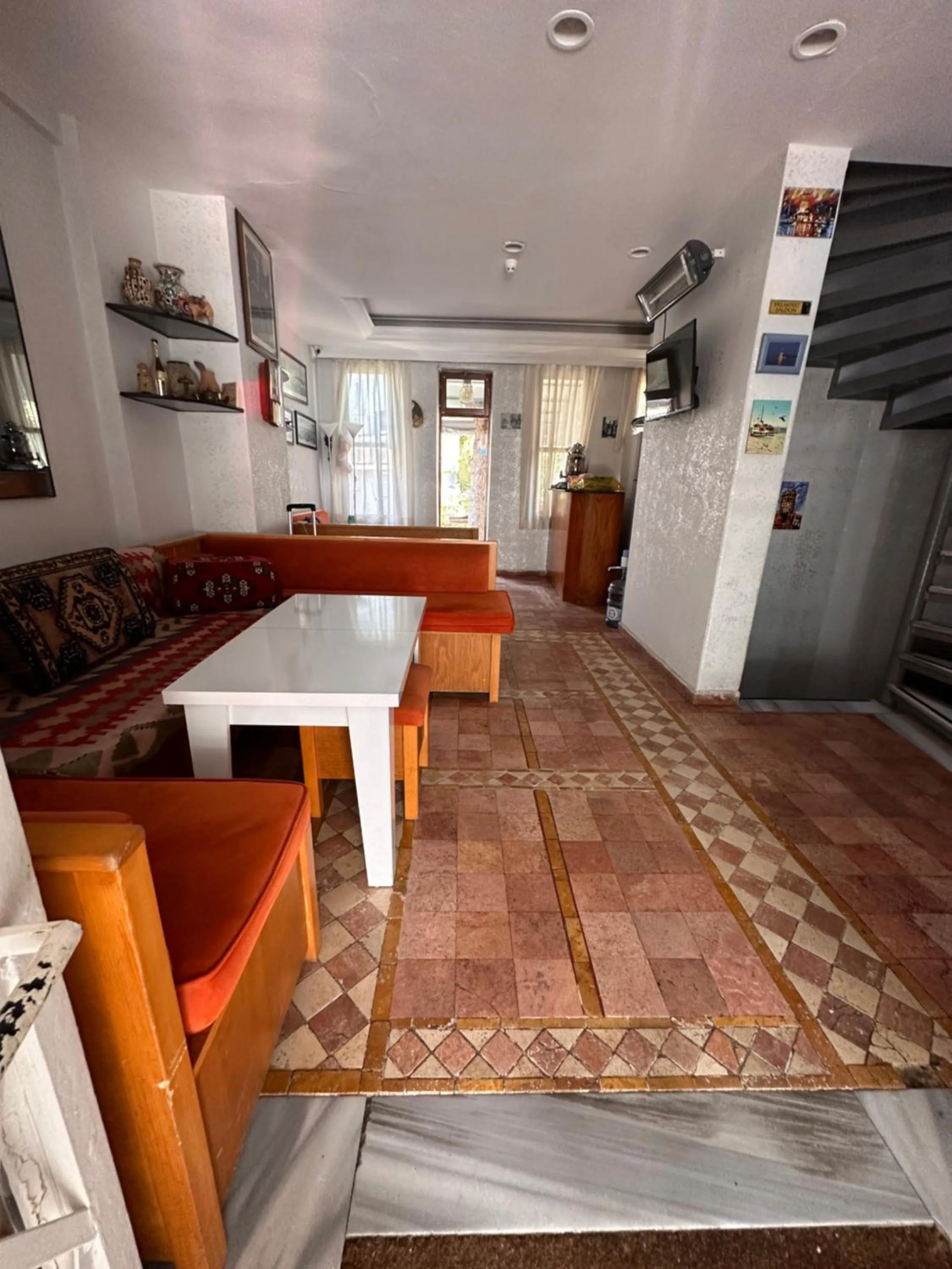 Seating area in Hotel Antique