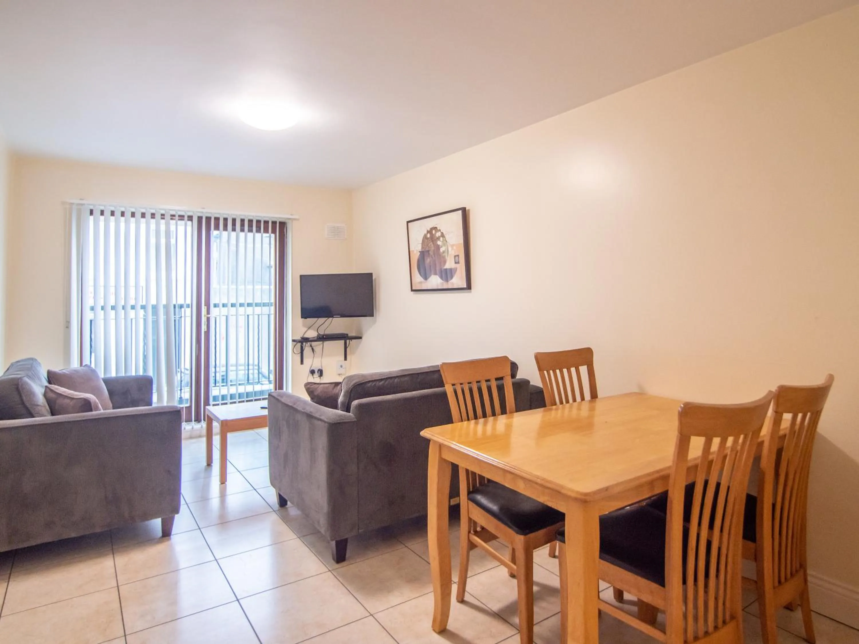 Donegan Court Aparthotel