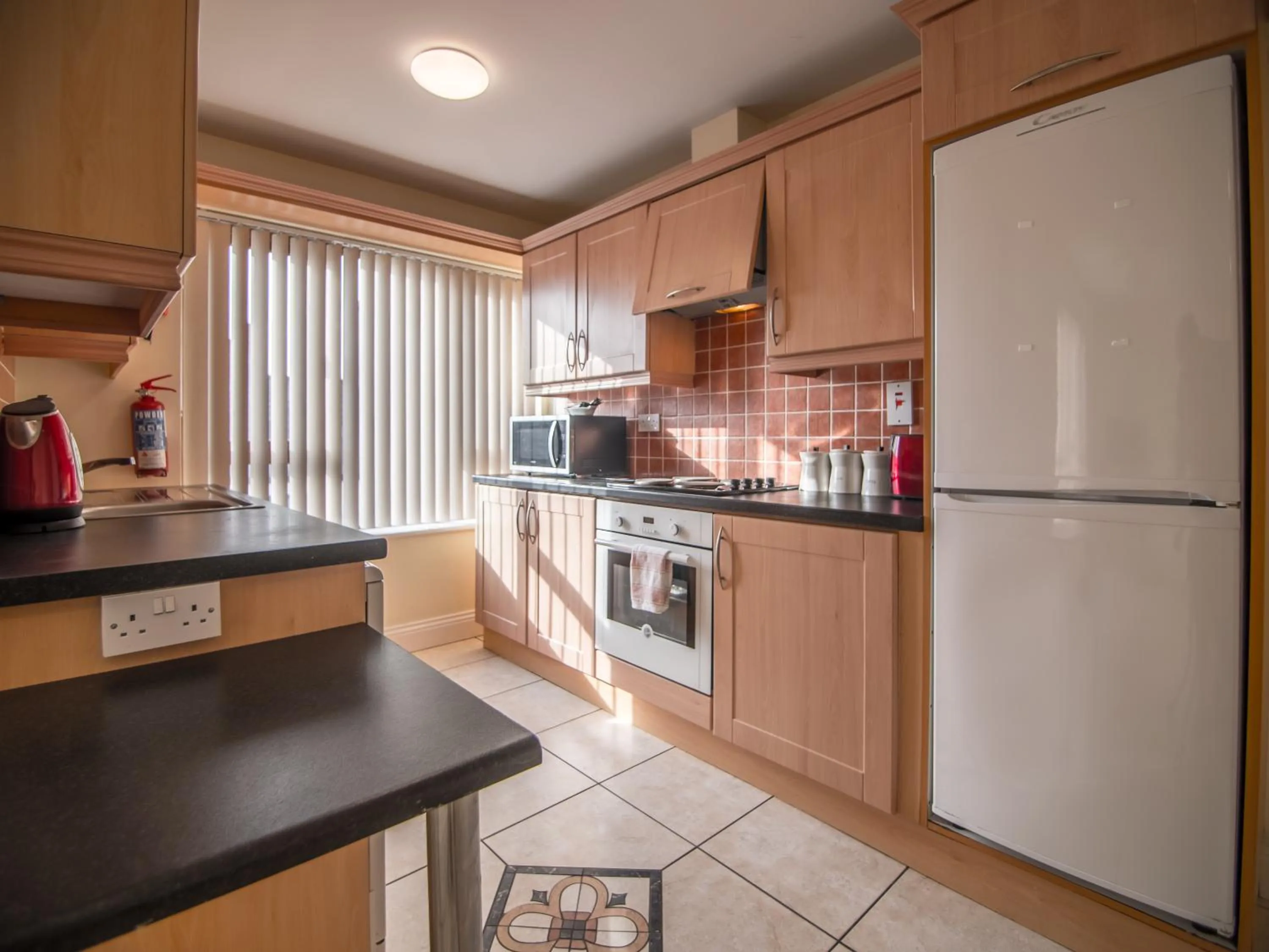 Donegan Court Aparthotel