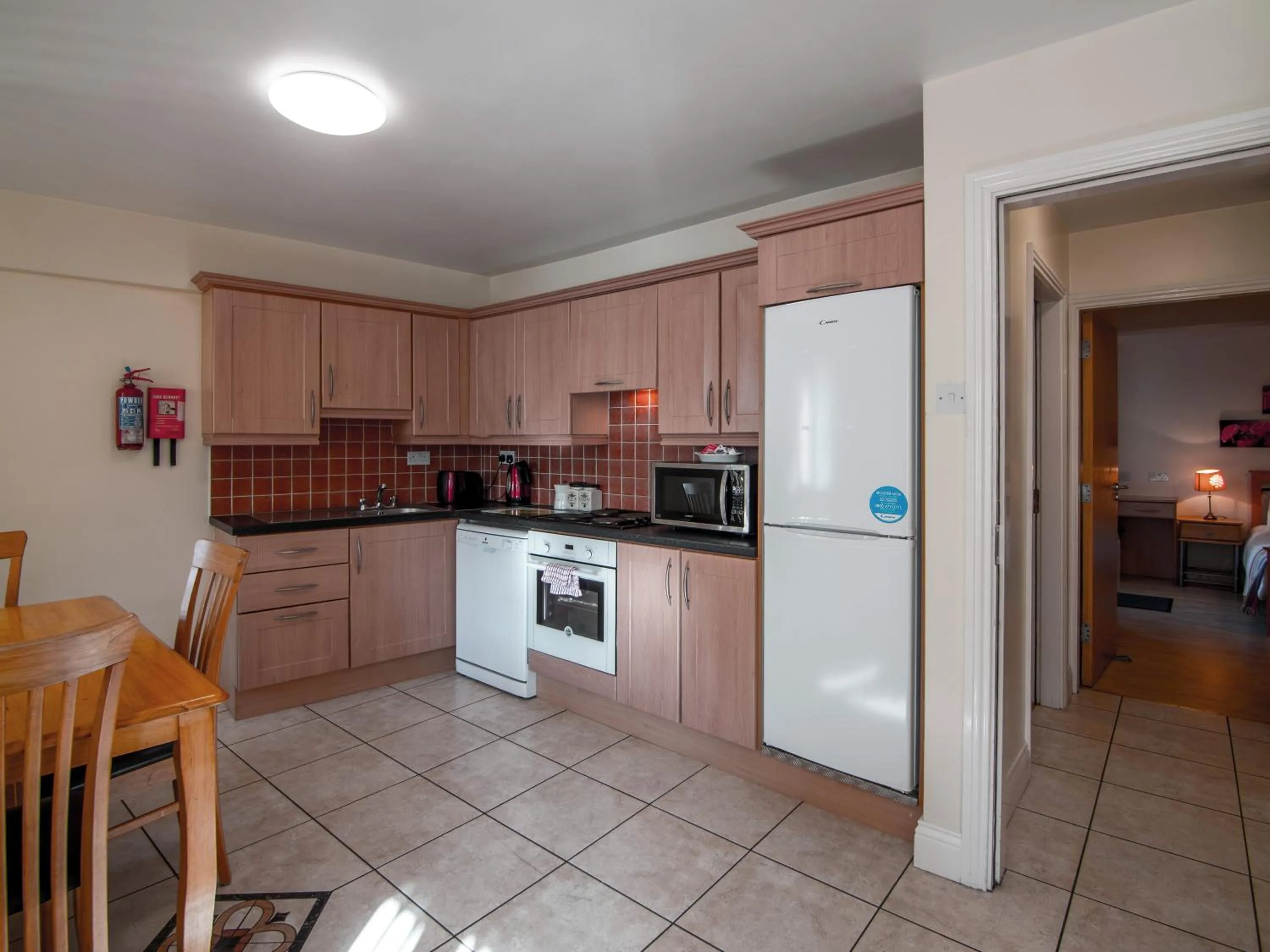 Kitchen or kitchenette in Donegan Court Aparthotel