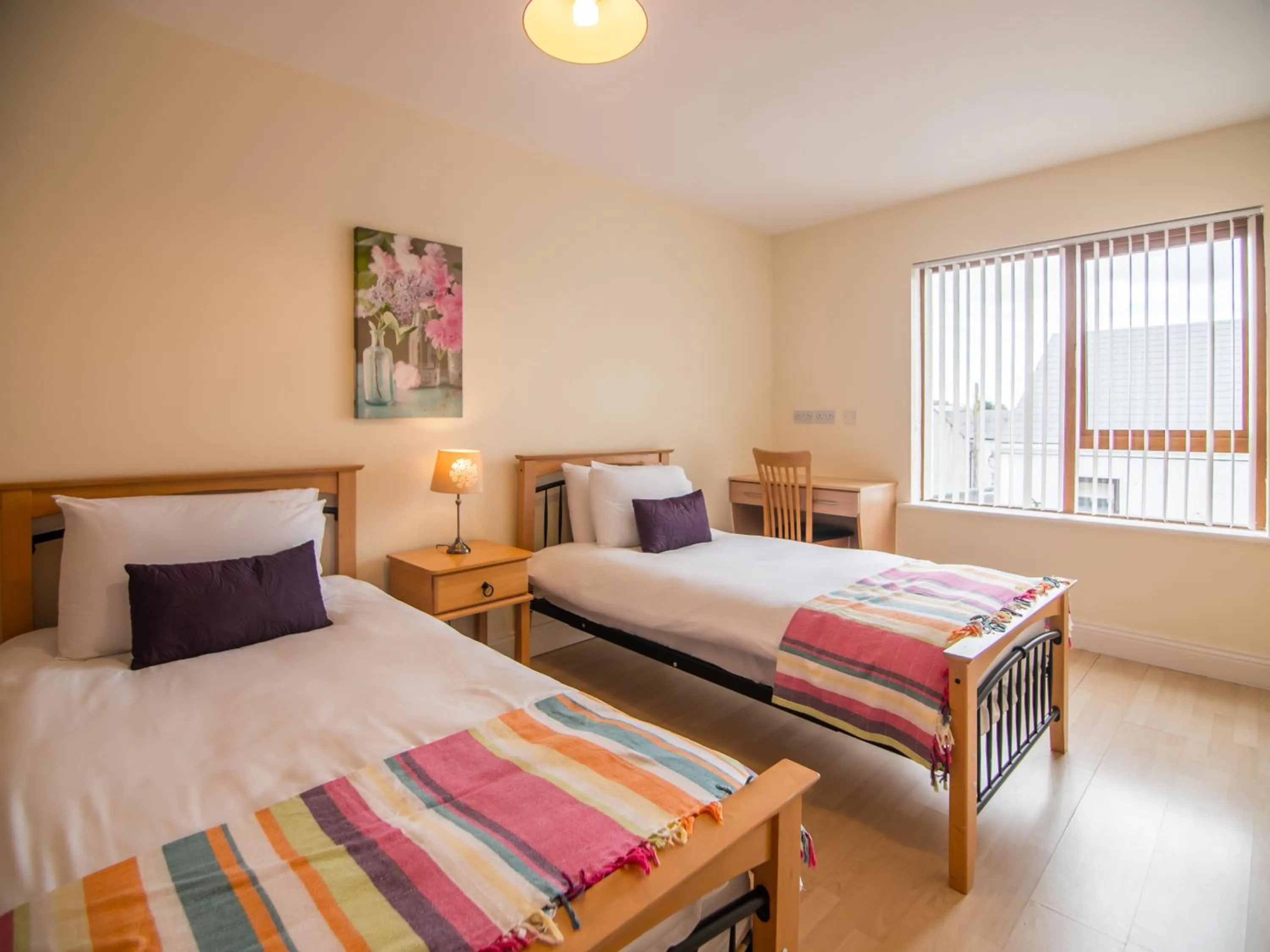 Bed in Donegan Court Aparthotel