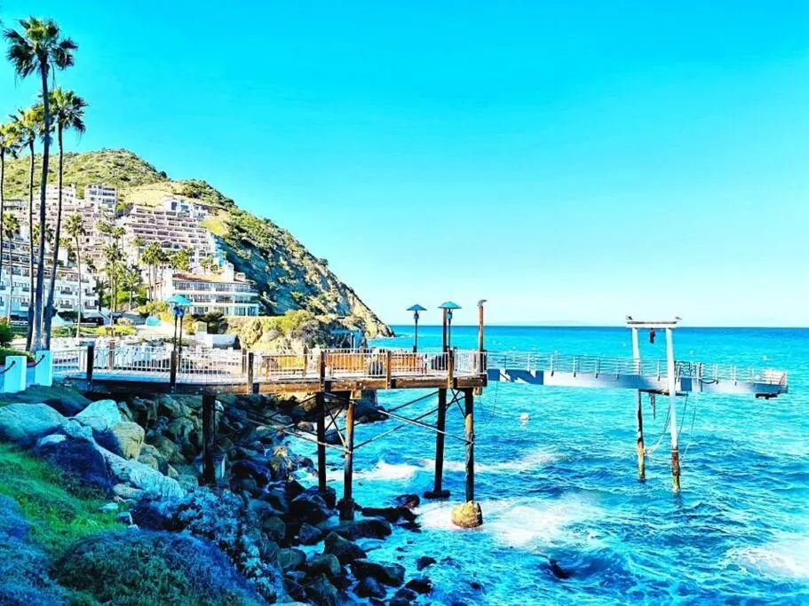 Modern Hamilton Cove Villa w/golf cart