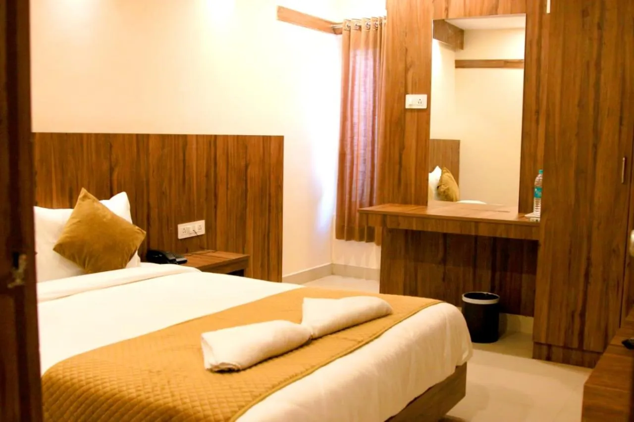 Bedroom, Bed in Hotel Sakura Inn