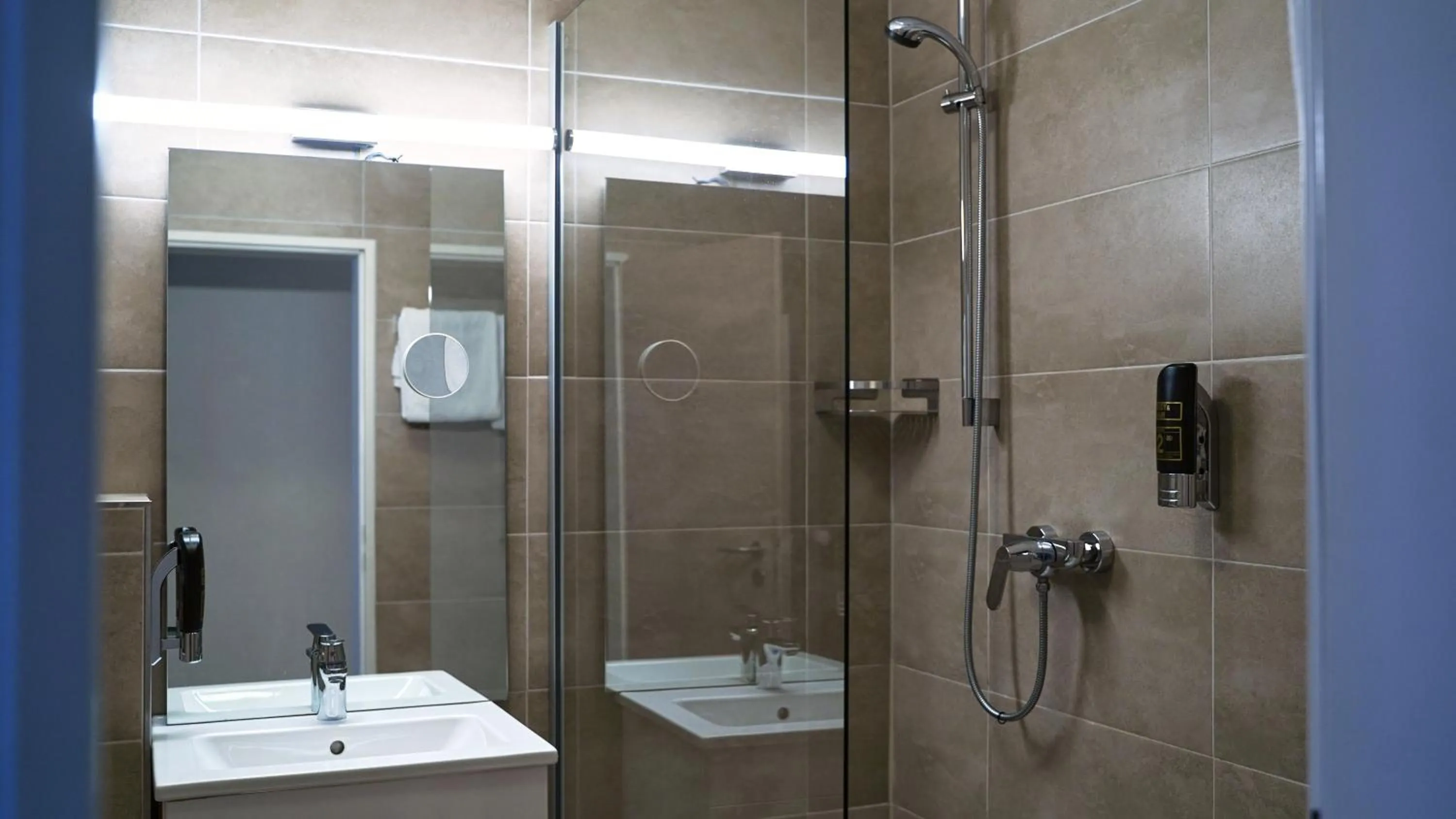 Toilet in NP Hotel Königshof